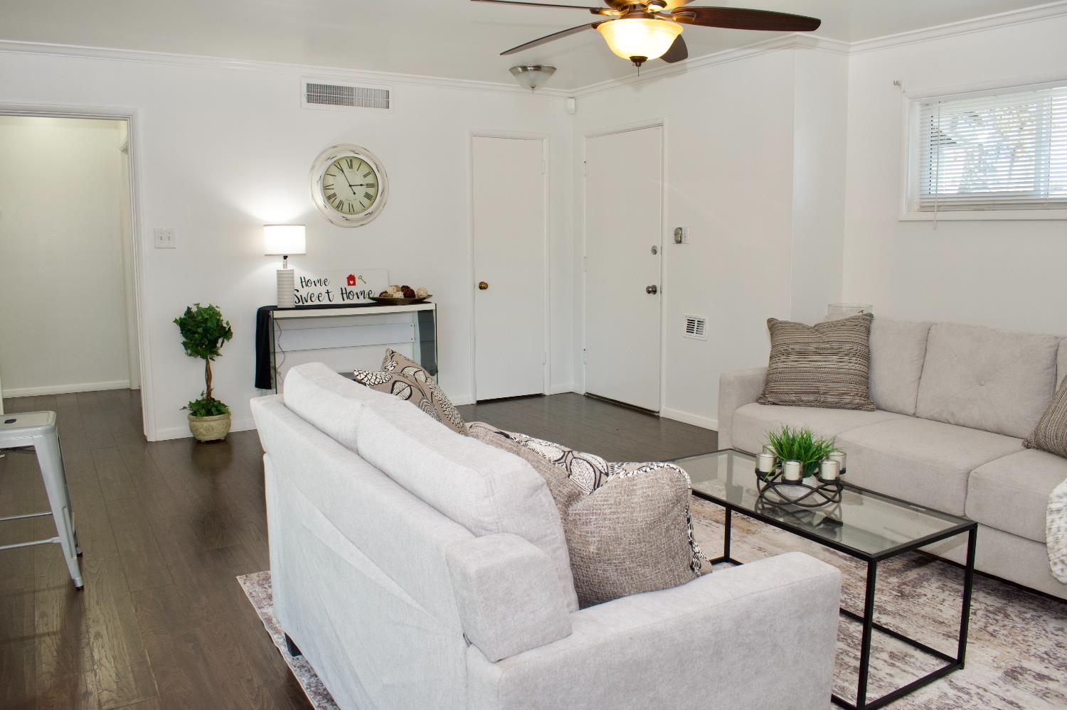 801 N Arthur Ave, Fresno, CA 93728