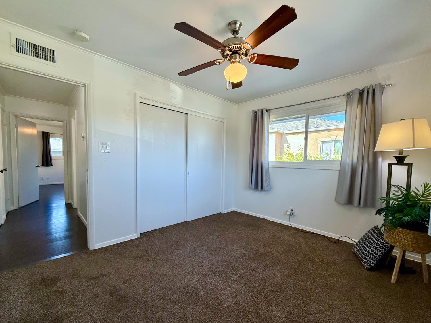 801 N Arthur Ave, Fresno, CA 93728