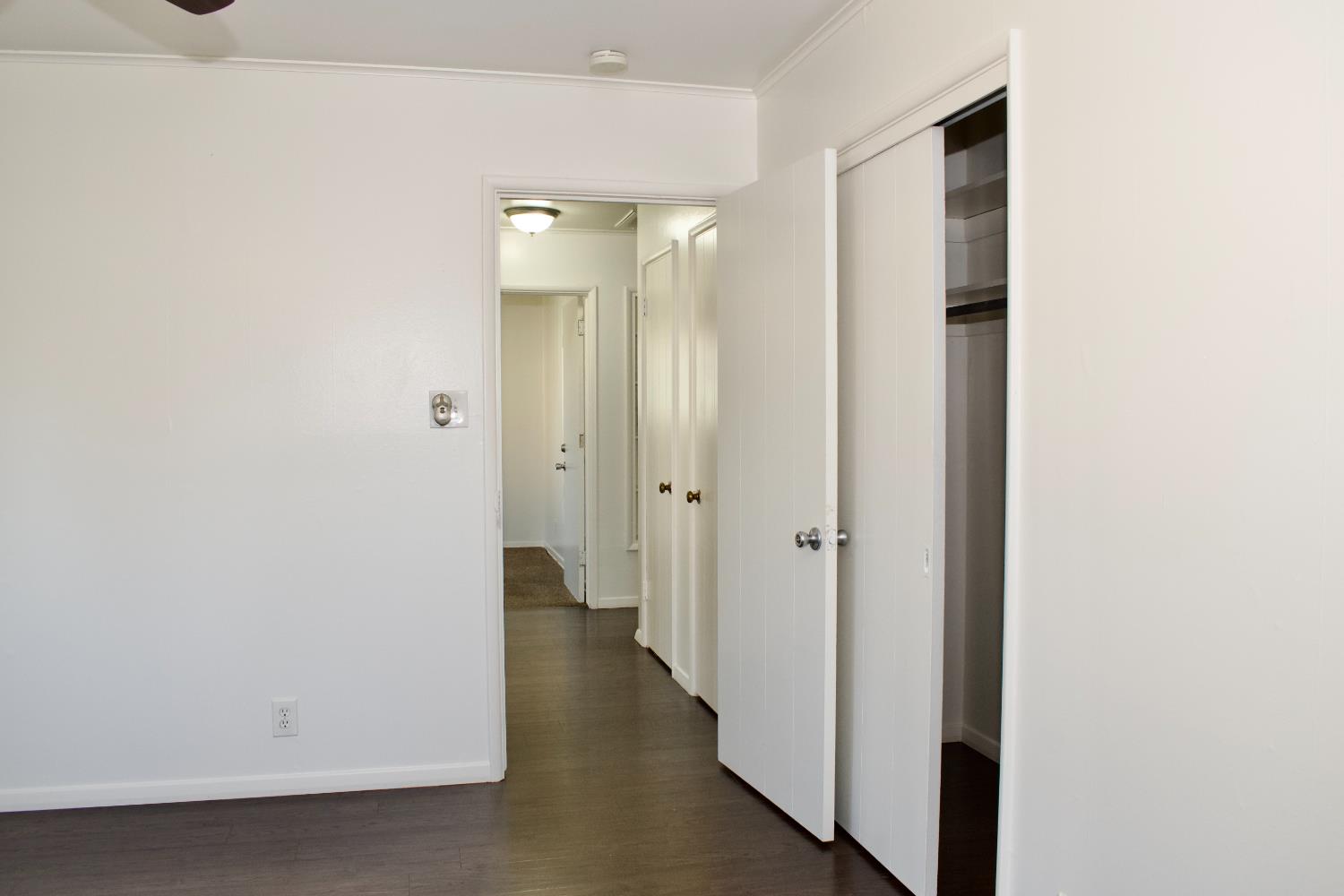 801 N Arthur Ave, Fresno, CA 93728