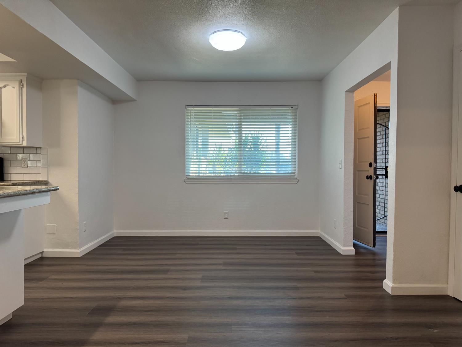 1128 W Michigan Ave, Fresno, CA 93705