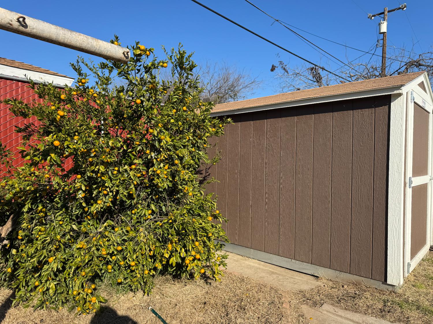 1128 W Michigan Ave, Fresno, CA 93705