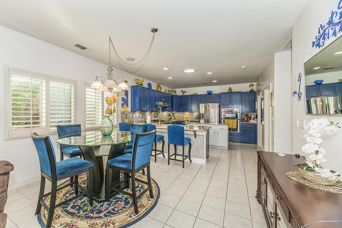 5869 E Mono St, Fresno, CA 93727