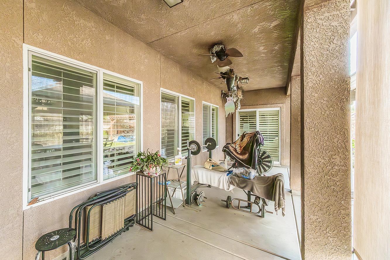 5869 E Mono St, Fresno, CA 93727