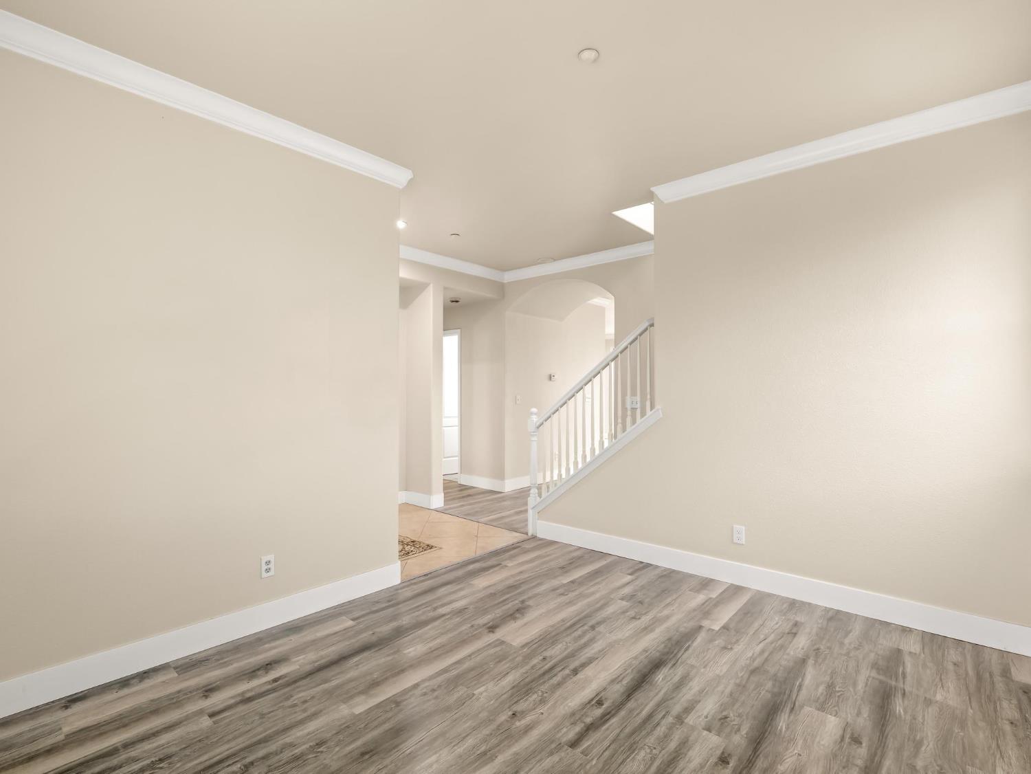 257 S Lead Ave, Fresno, CA 93706