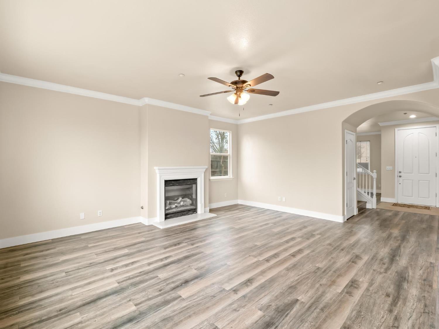 257 S Lead Ave, Fresno, CA 93706