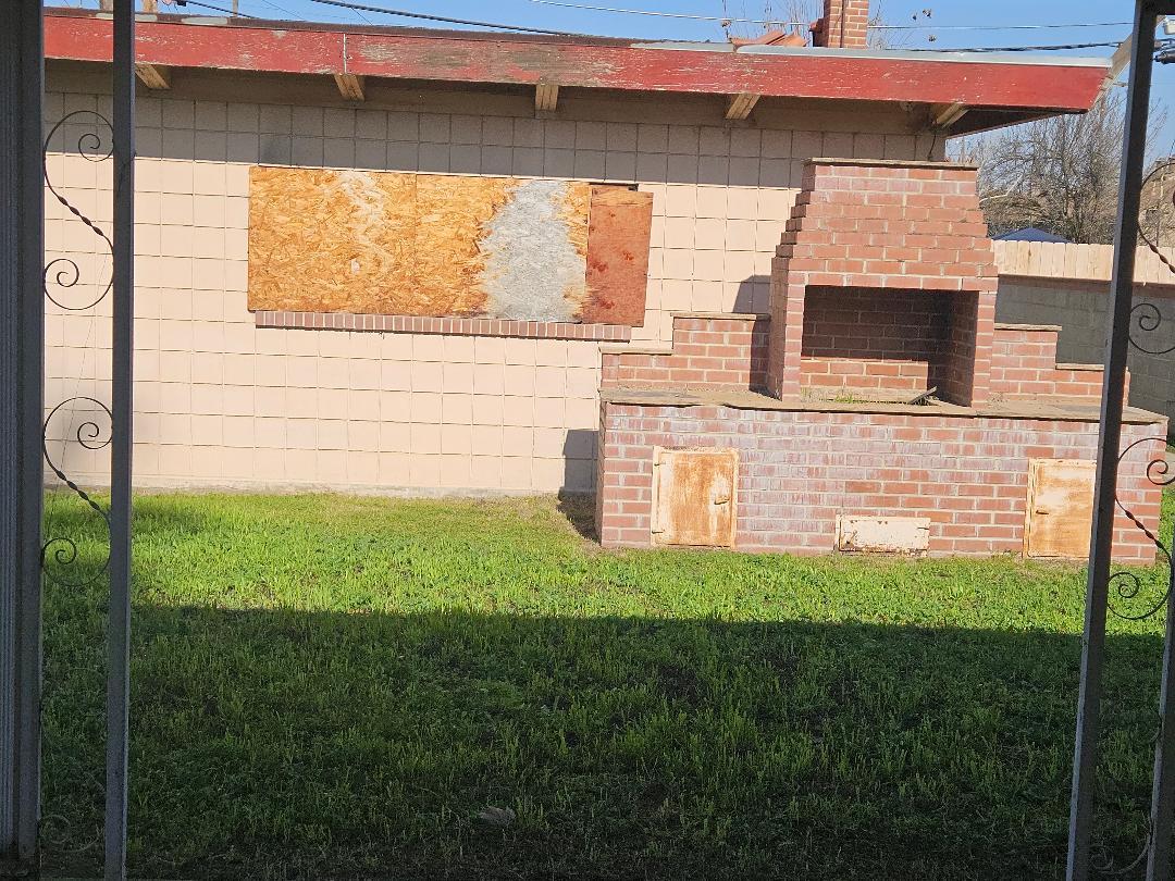 4151 E Platt Ave, Fresno, CA 93702