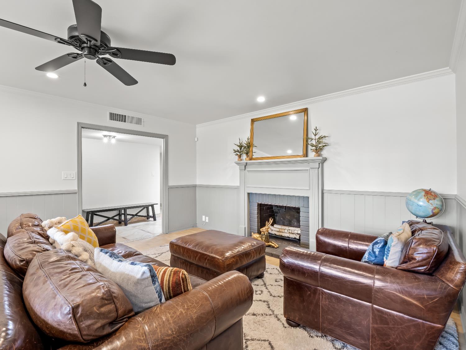 1726 W San Madele Ave, Fresno, CA 93711