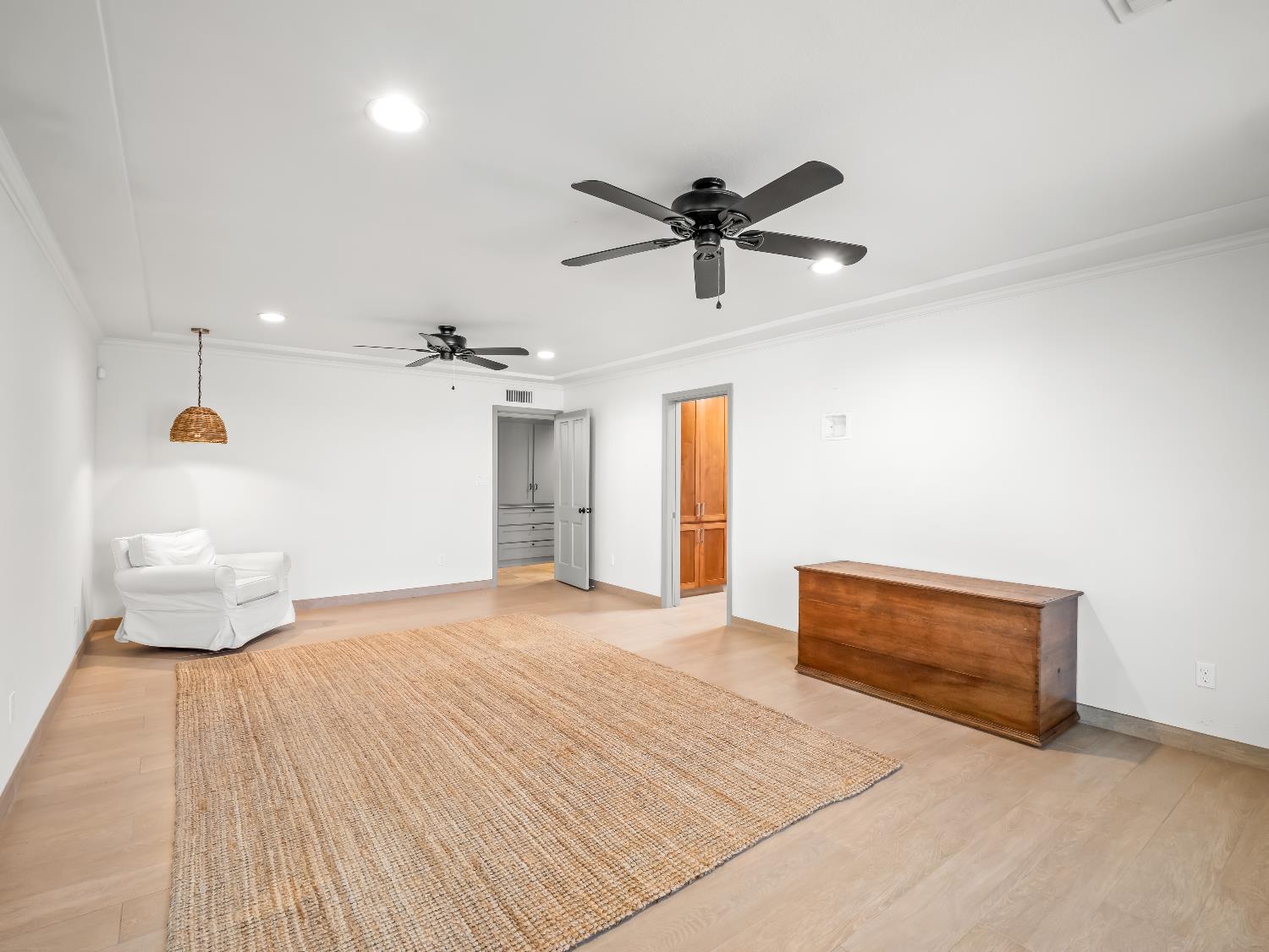 1726 W San Madele Ave, Fresno, CA 93711