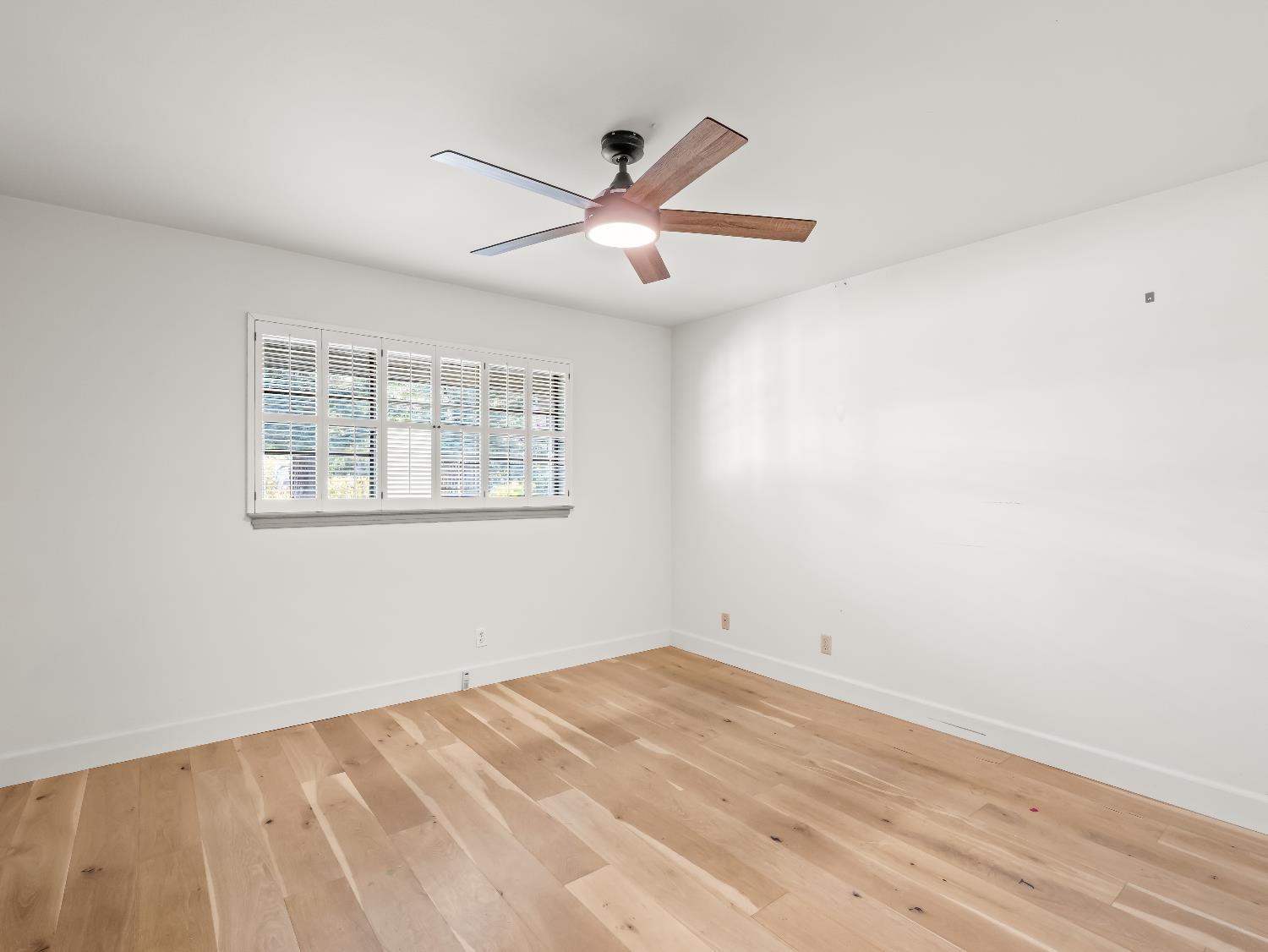 1726 W San Madele Ave, Fresno, CA 93711