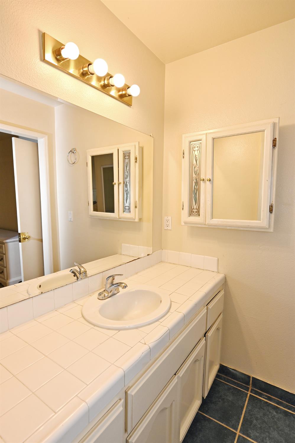 3449 W Wrenwood Ave, Fresno, CA 93711