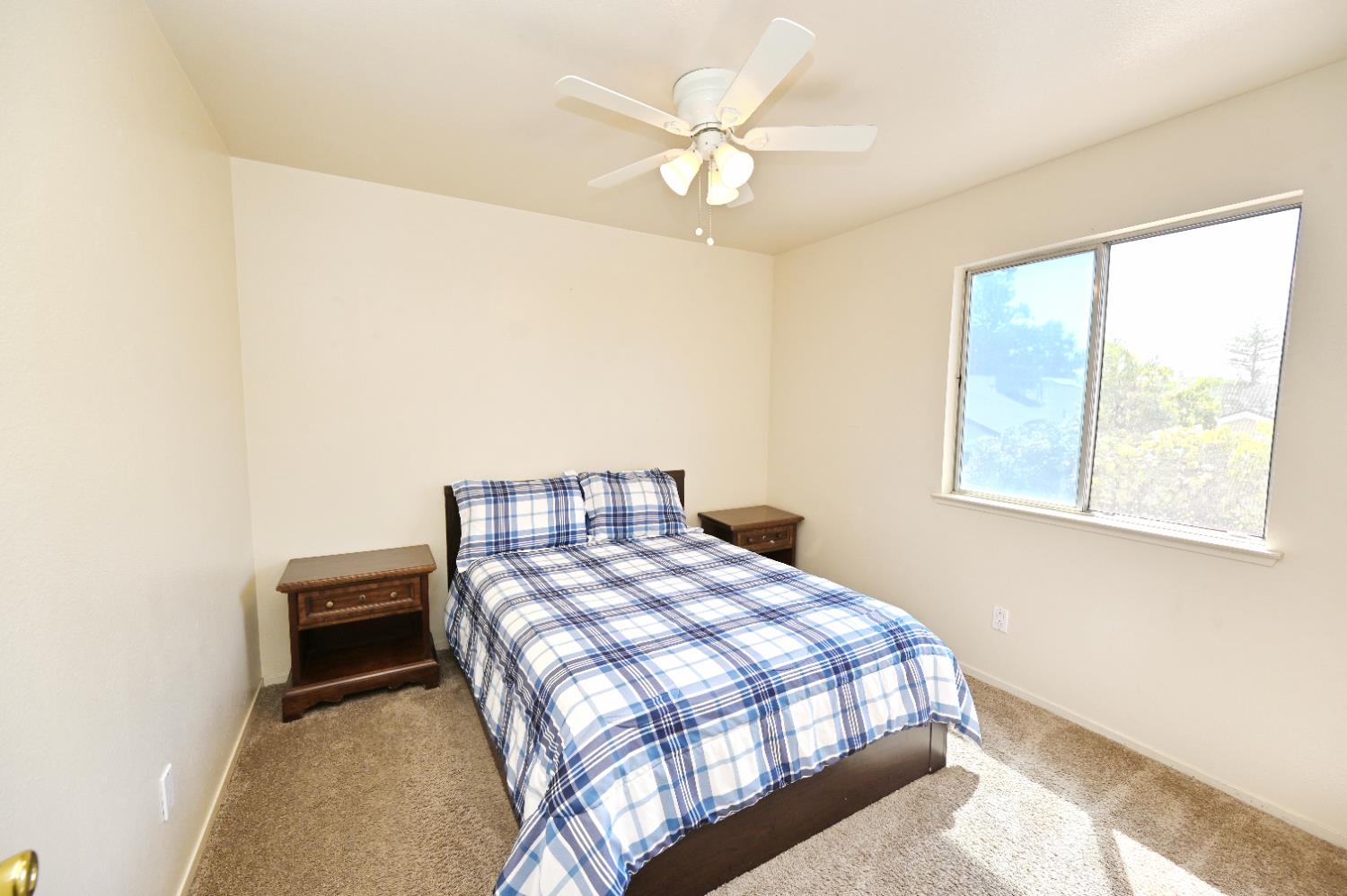 3449 W Wrenwood Ave, Fresno, CA 93711