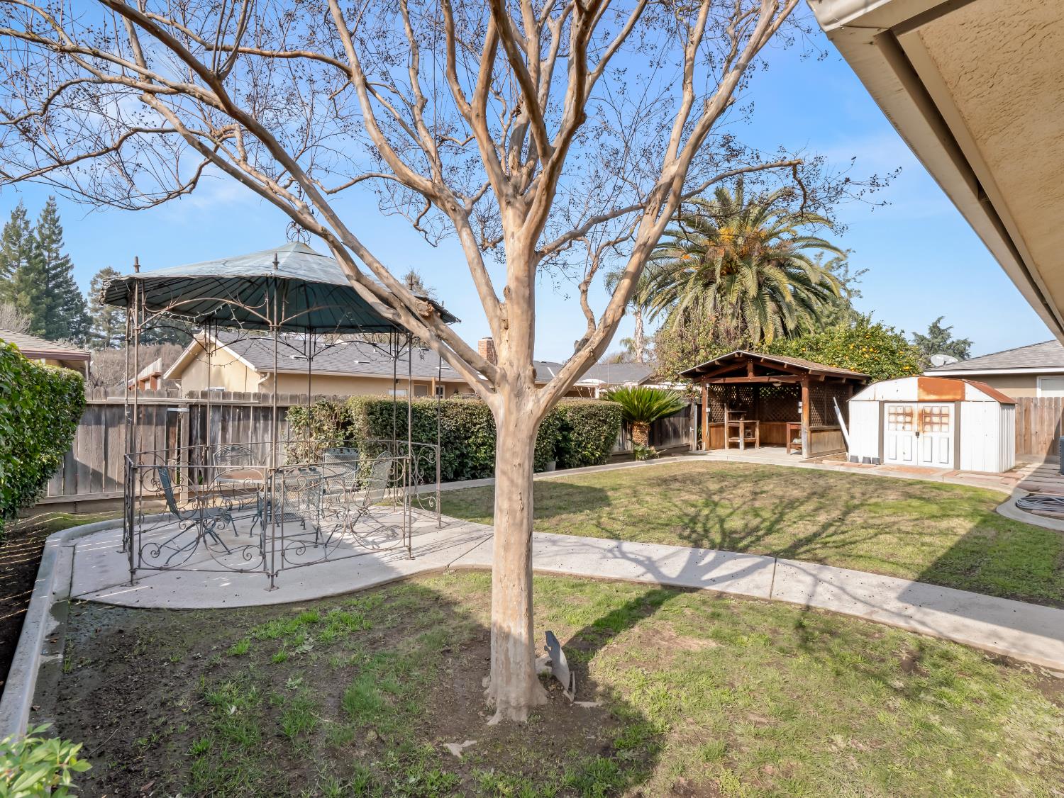 6613 N Chance Ave, Fresno, CA 93710