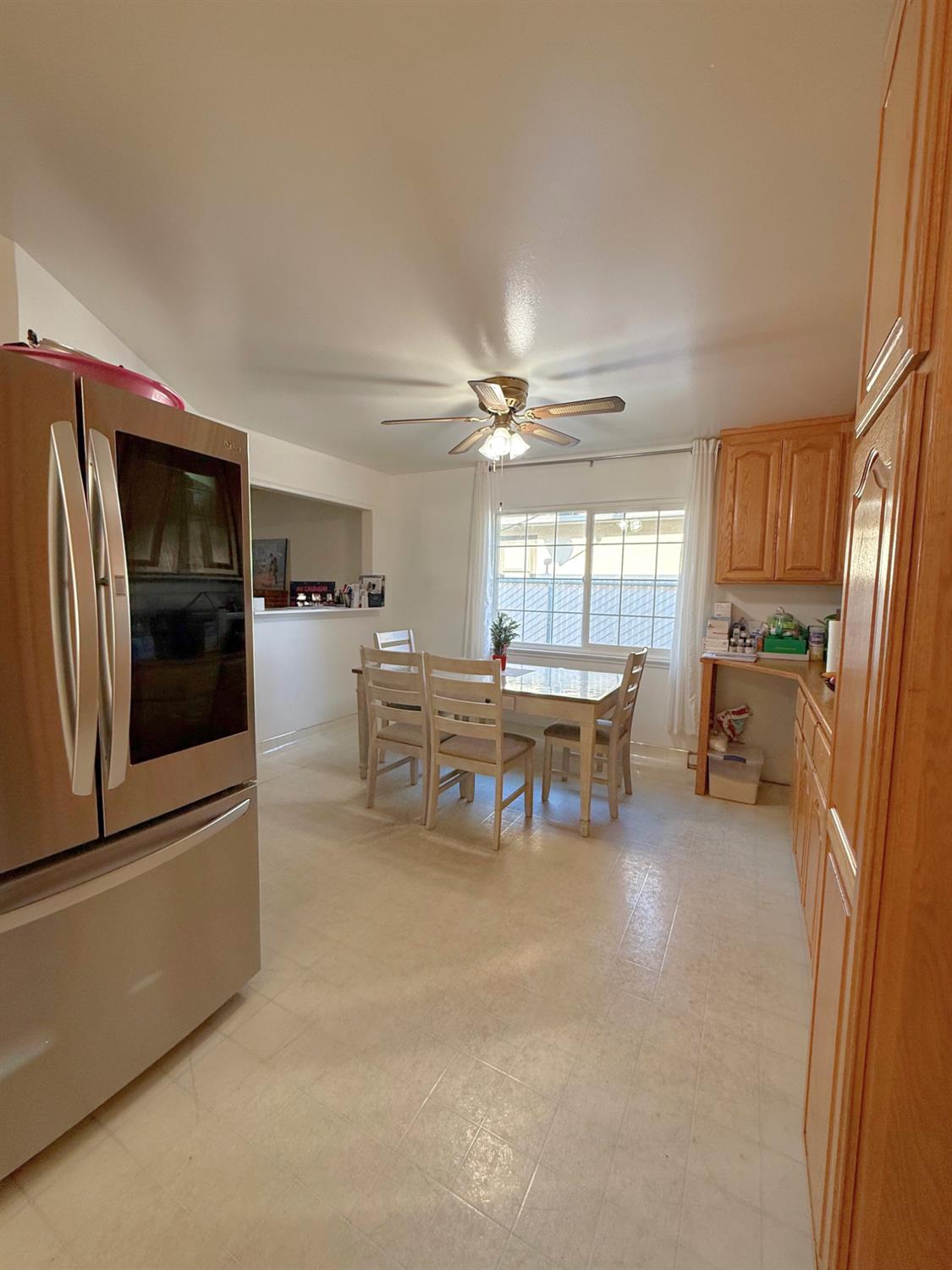 4045 E Bellaire Way, Fresno, CA 93726