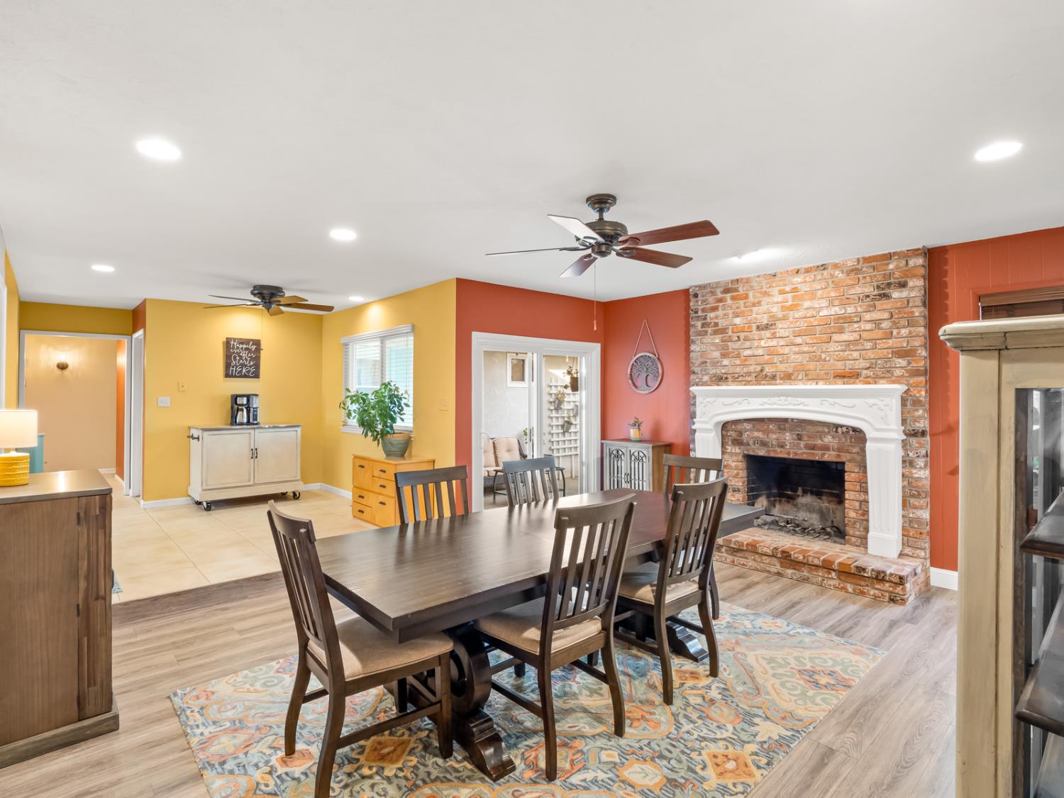 6760 N Price Ave, Fresno, CA 93710