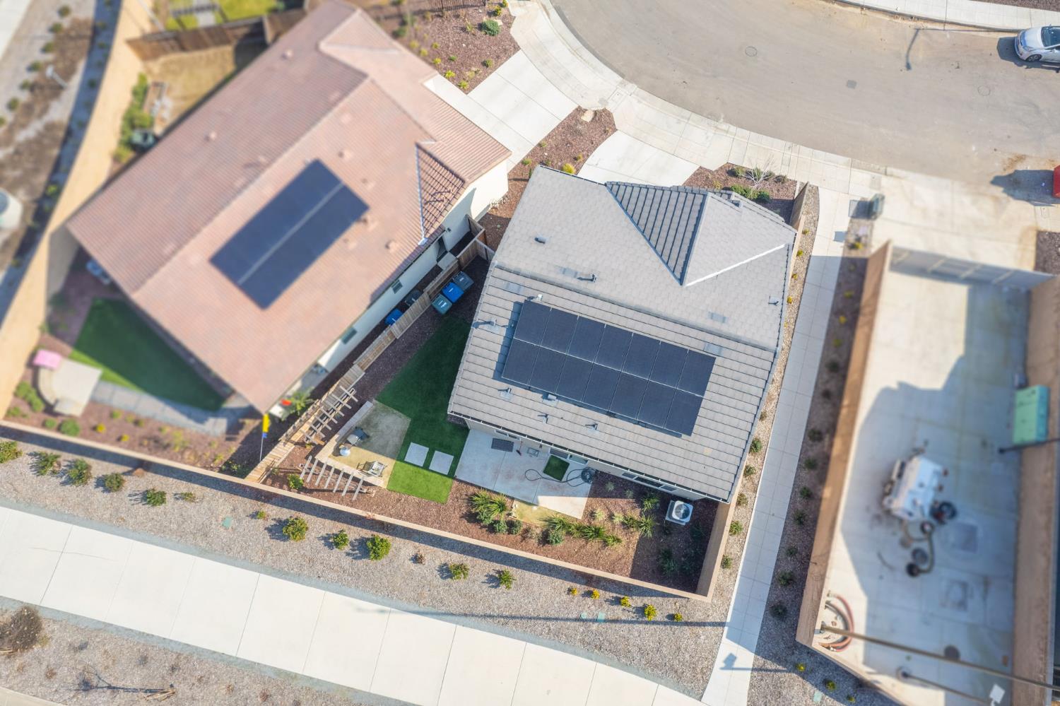 987 N Filbert Ave, Fresno, CA 93727