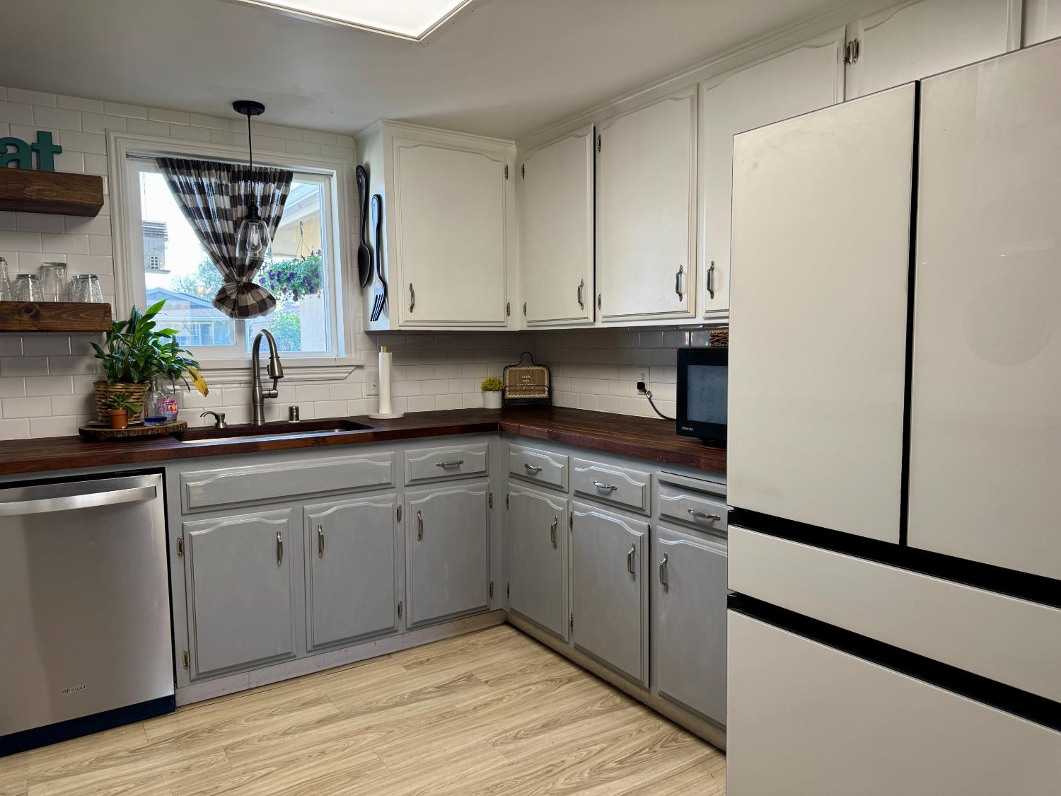 6919 N Rowell Ave, Fresno, CA 93710