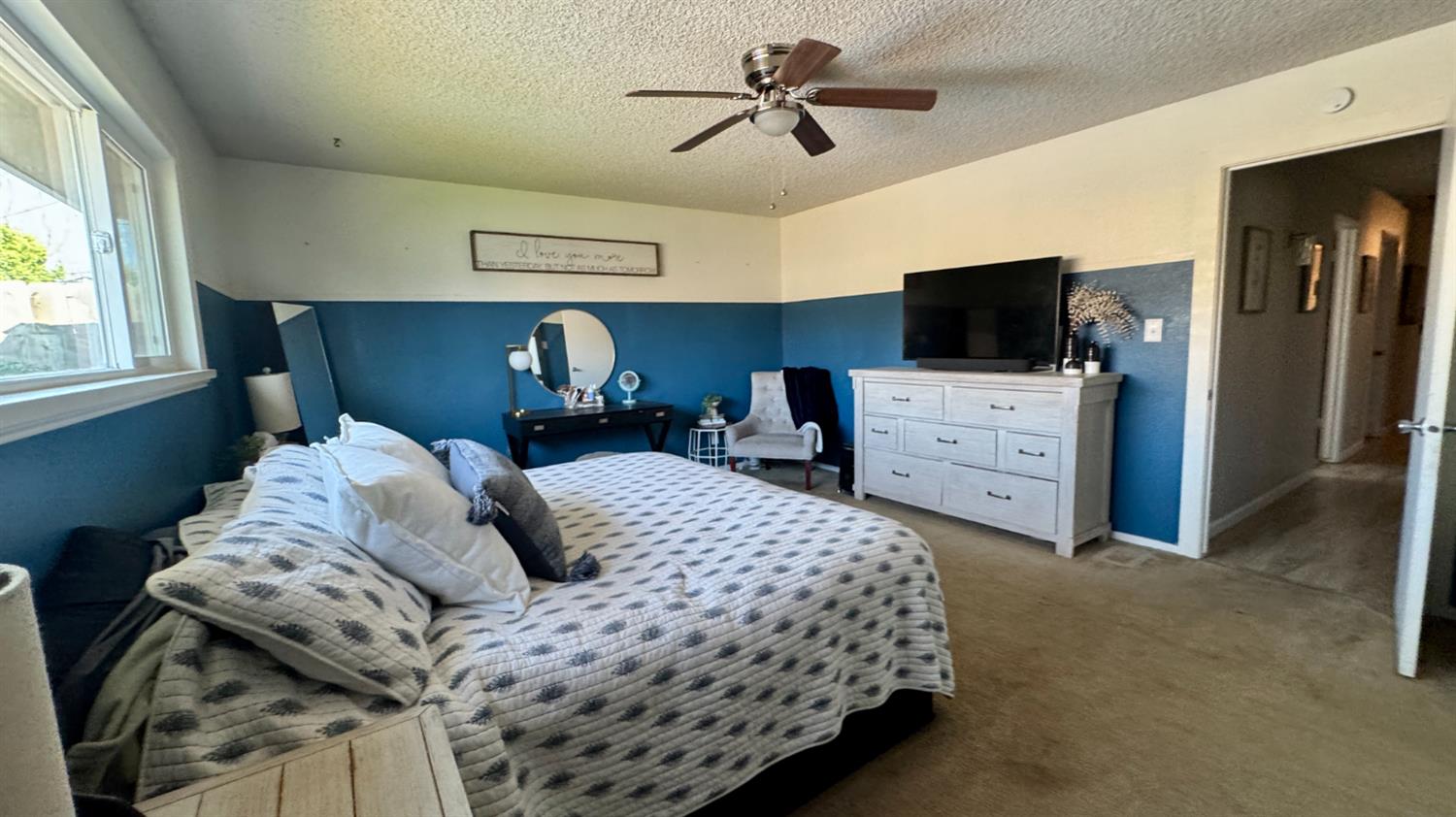 6919 N Rowell Ave, Fresno, CA 93710