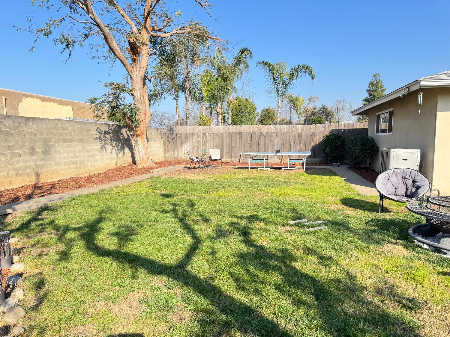 6919 N Rowell Ave, Fresno, CA 93710