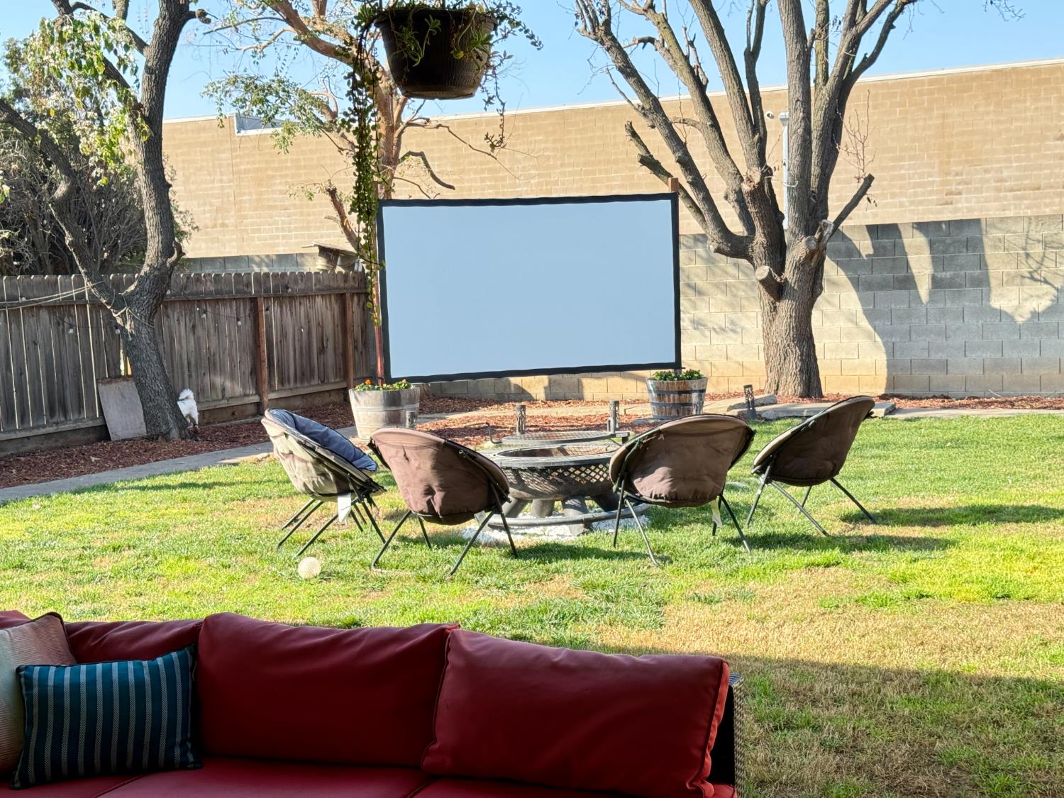 6919 N Rowell Ave, Fresno, CA 93710