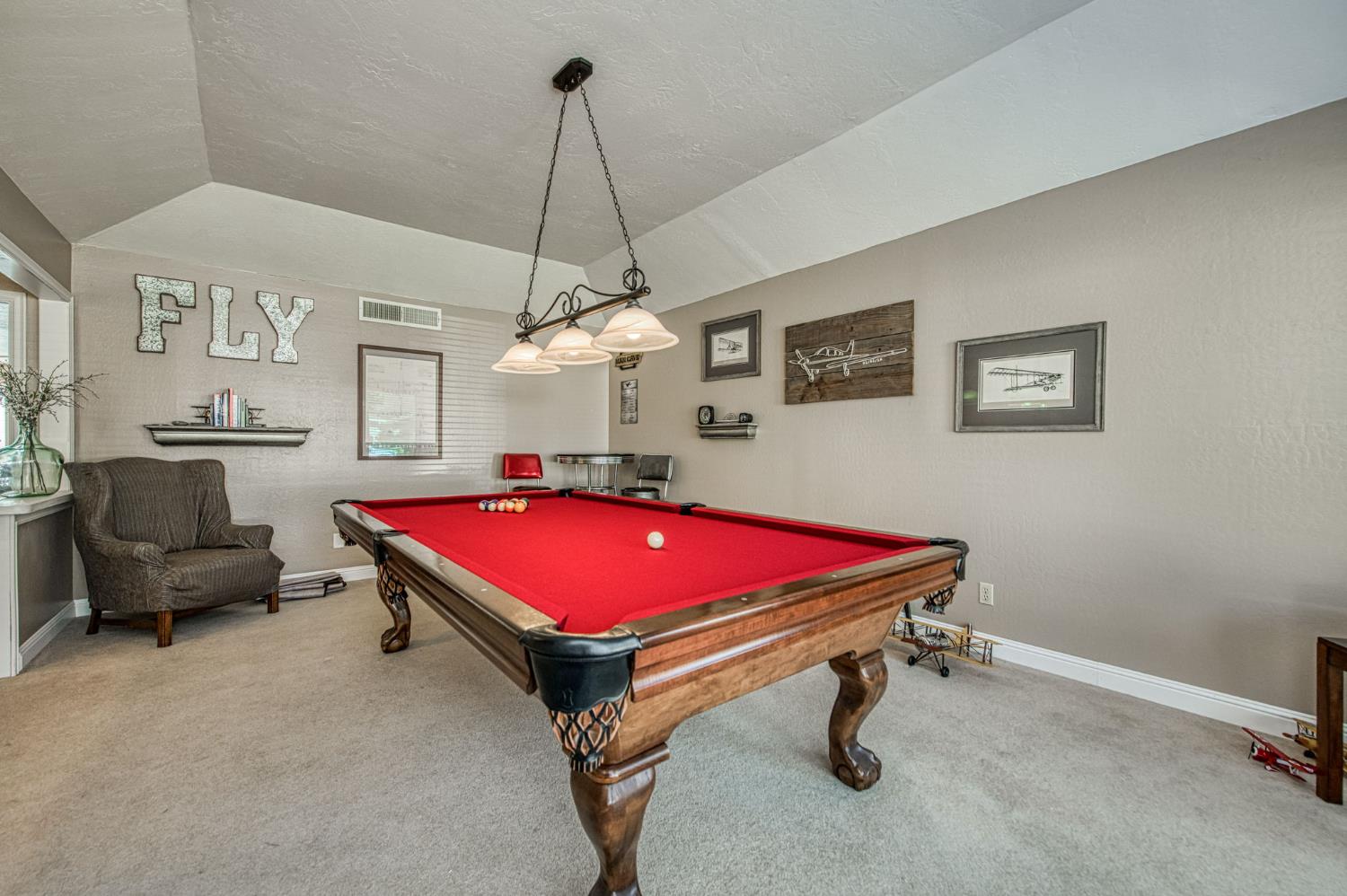 1557 W Warner Ave, Fresno, CA 93711