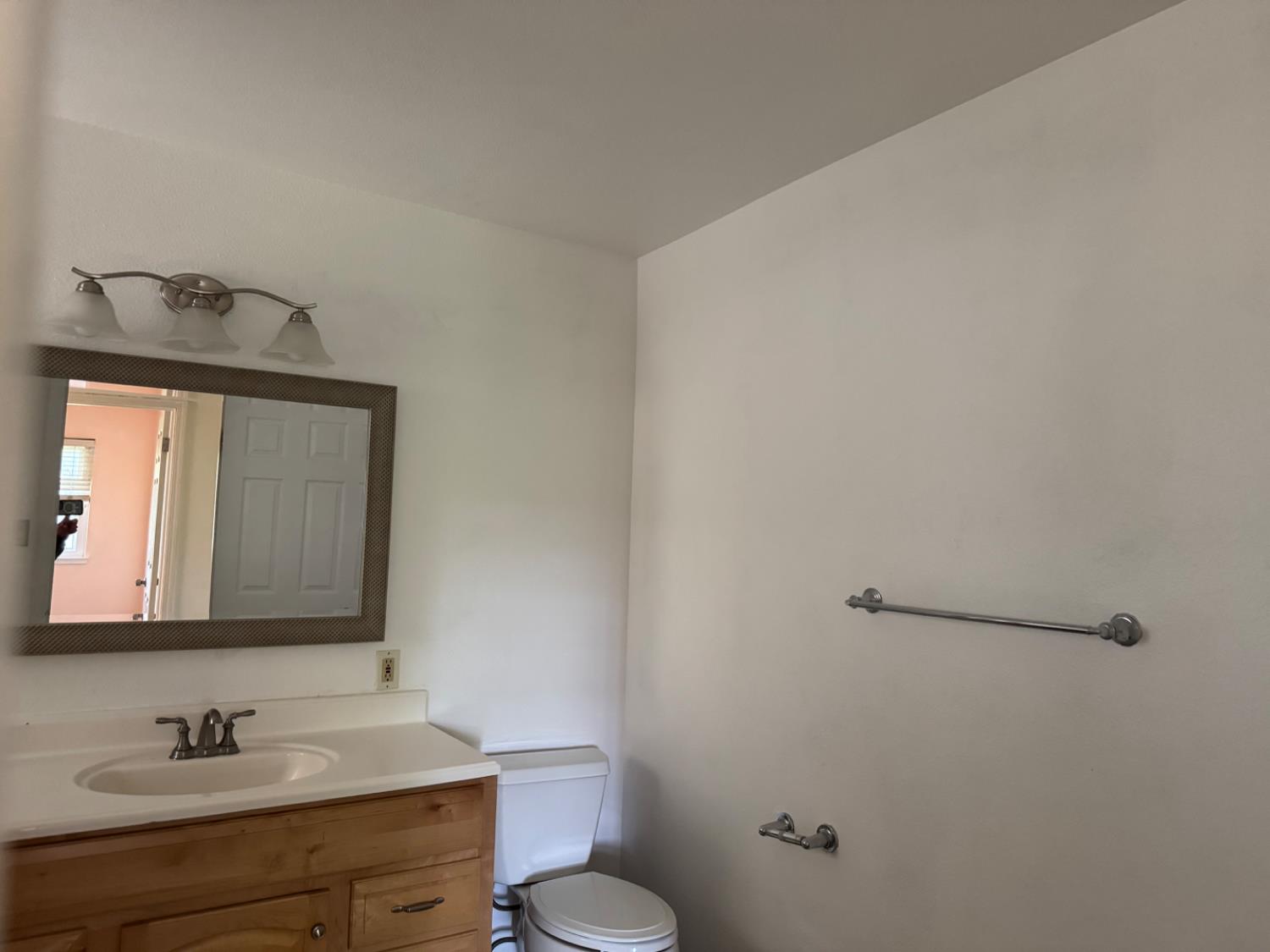 4656 N 5Th St, Fresno, CA 93726