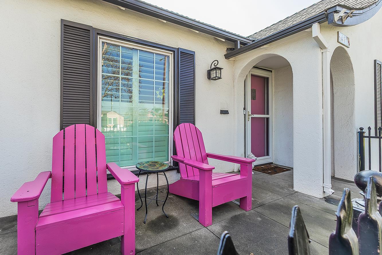 426 E Simpson Ave, Fresno, CA 93704