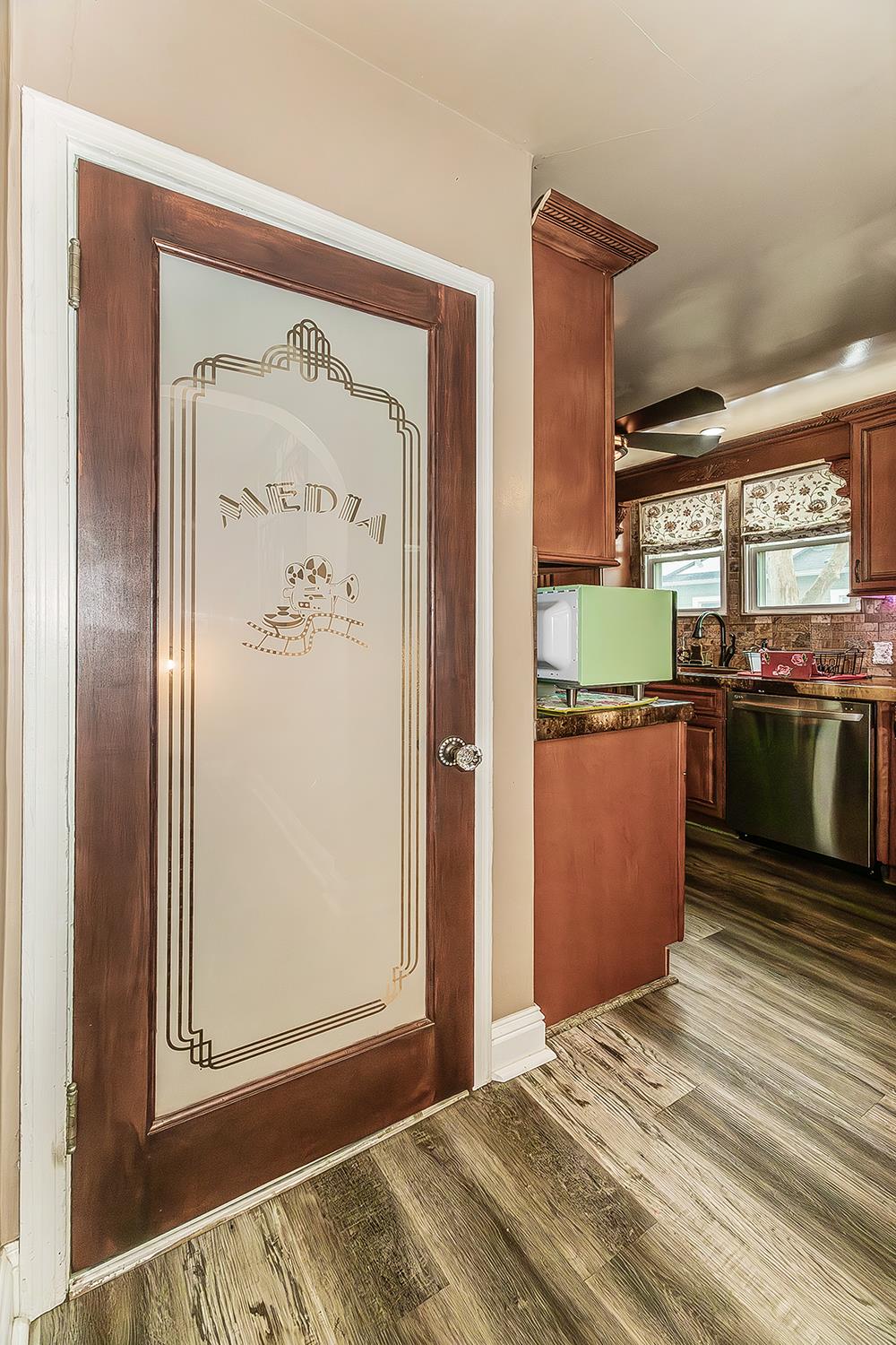 426 E Simpson Ave, Fresno, CA 93704