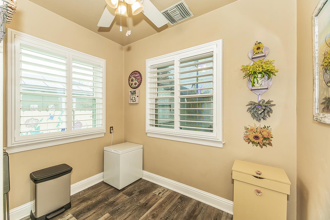 426 E Simpson Ave, Fresno, CA 93704