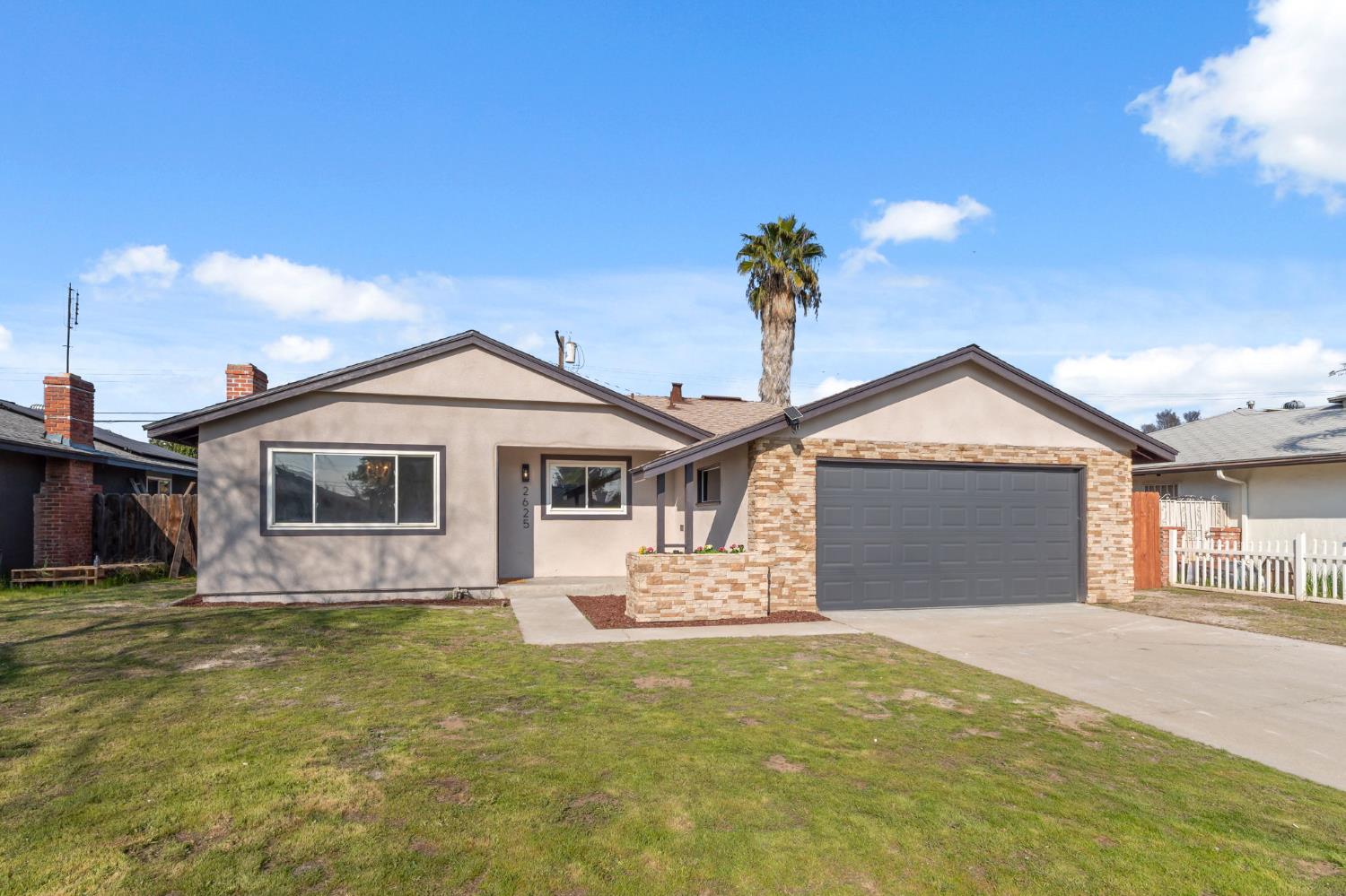 2625 E Sussex Way, Fresno, CA 93726