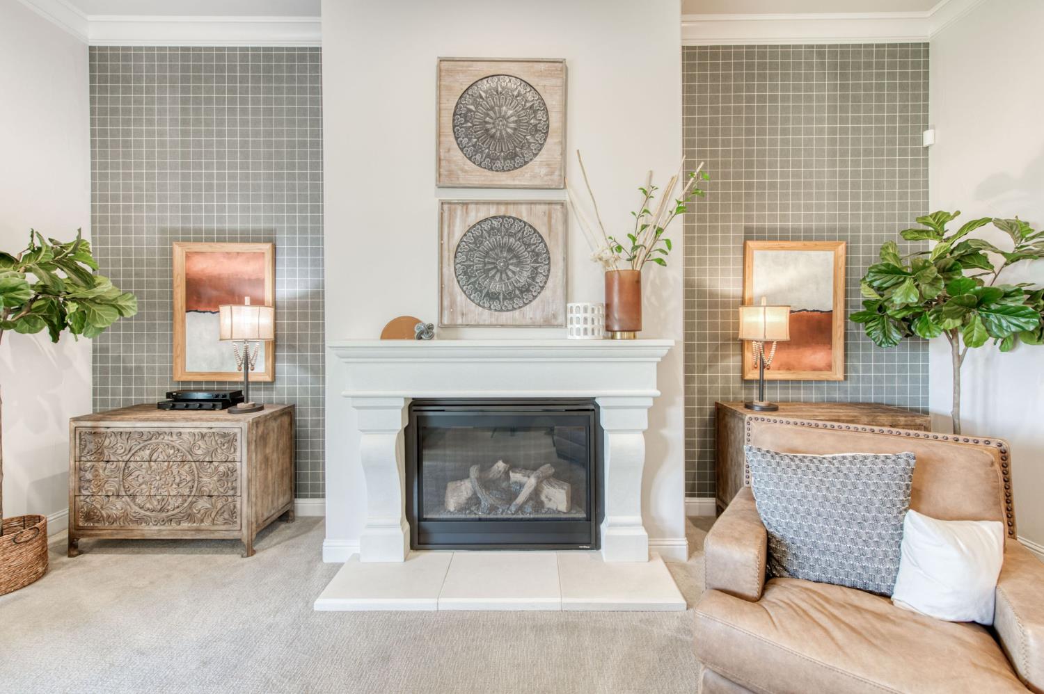 11609 N Sandy Par Dr, Fresno, CA 93730