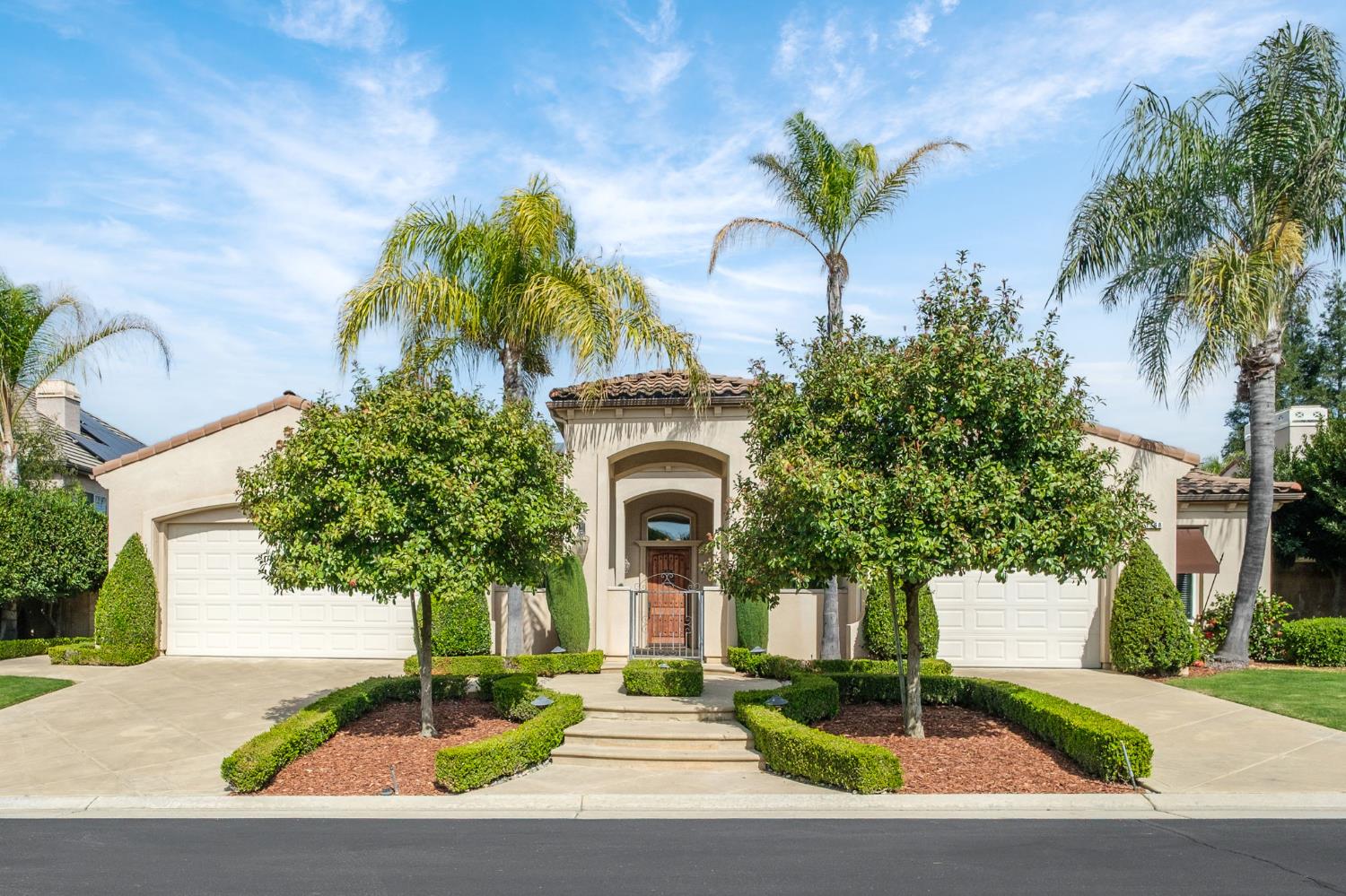 1368 E Waldon Way, Fresno, CA 93730