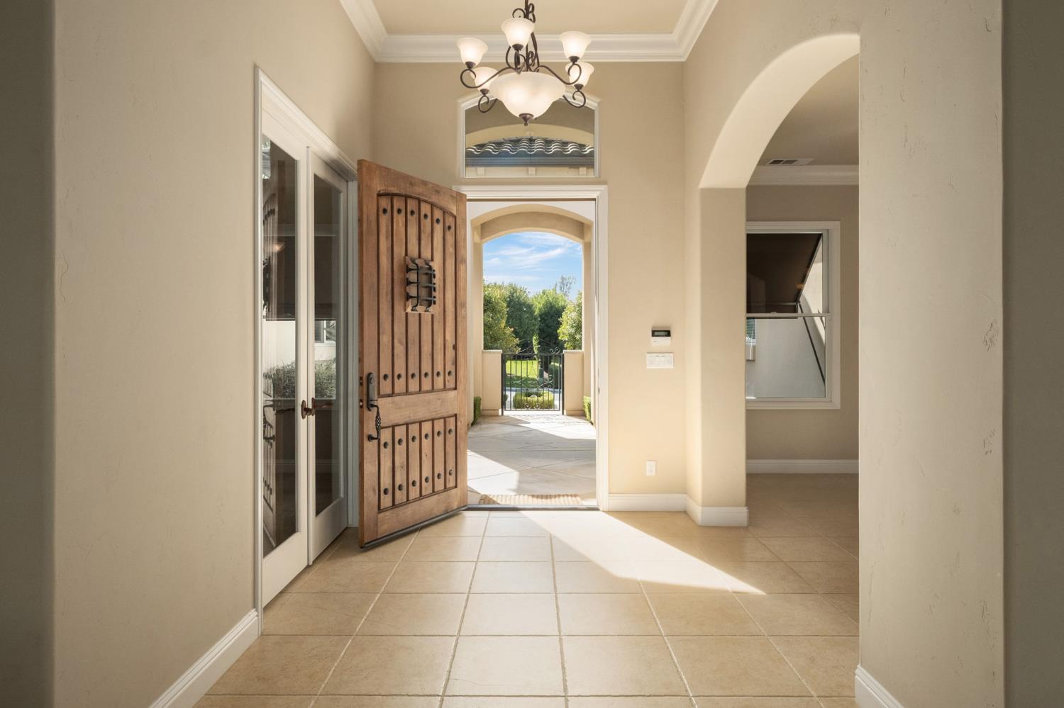 1368 E Waldon Way, Fresno, CA 93730