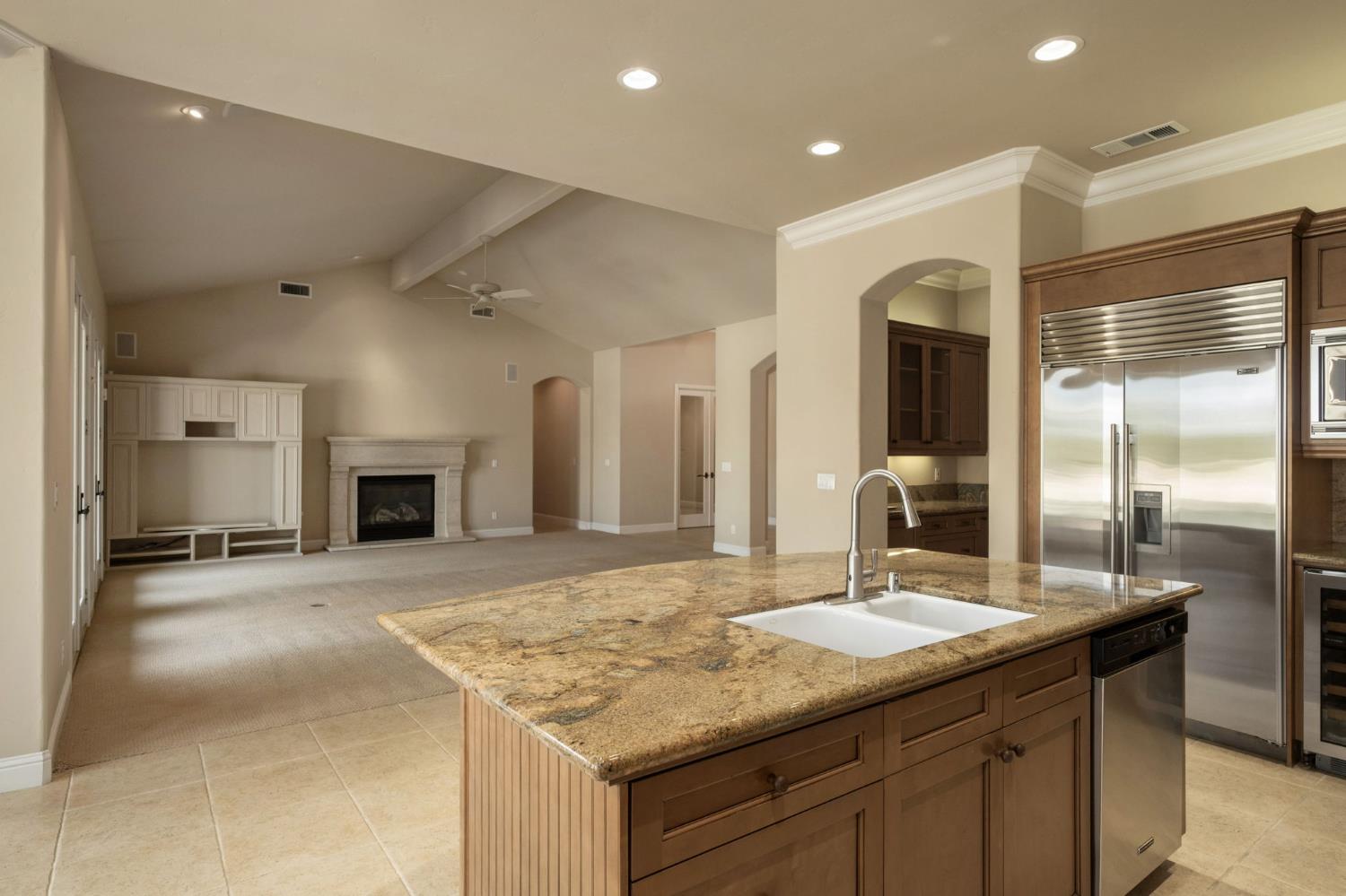 1368 E Waldon Way, Fresno, CA 93730