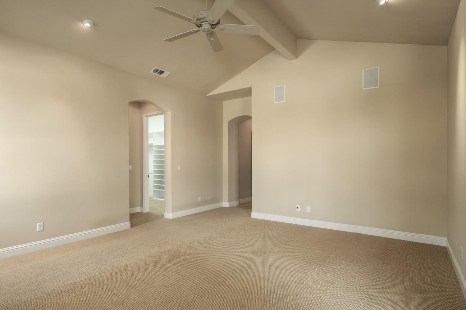 1368 E Waldon Way, Fresno, CA 93730