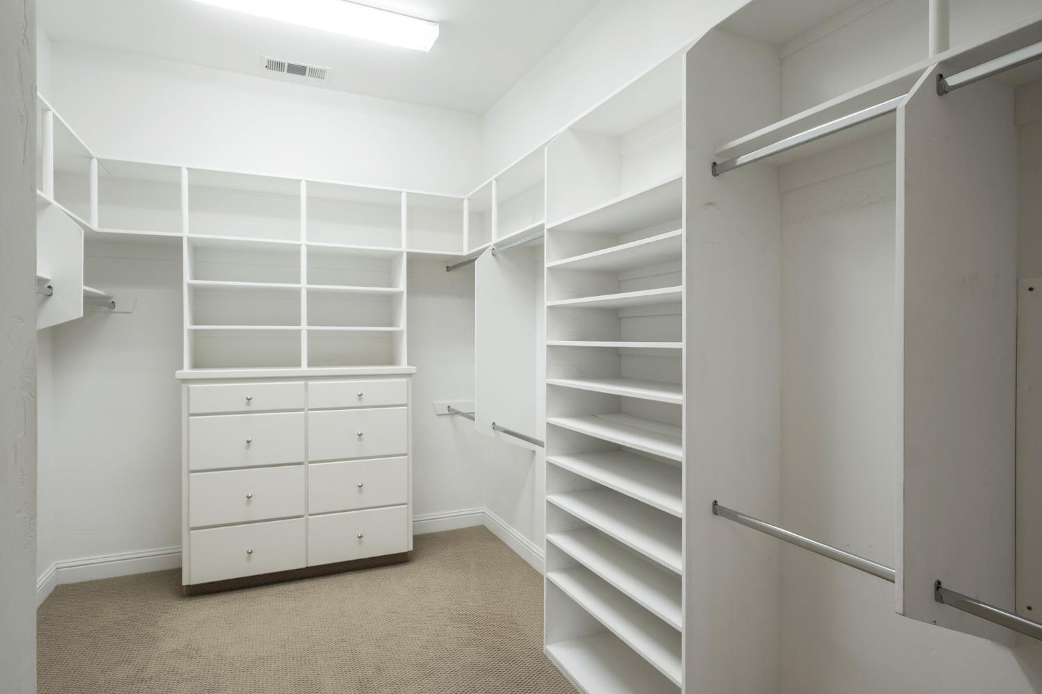 1368 E Waldon Way, Fresno, CA 93730