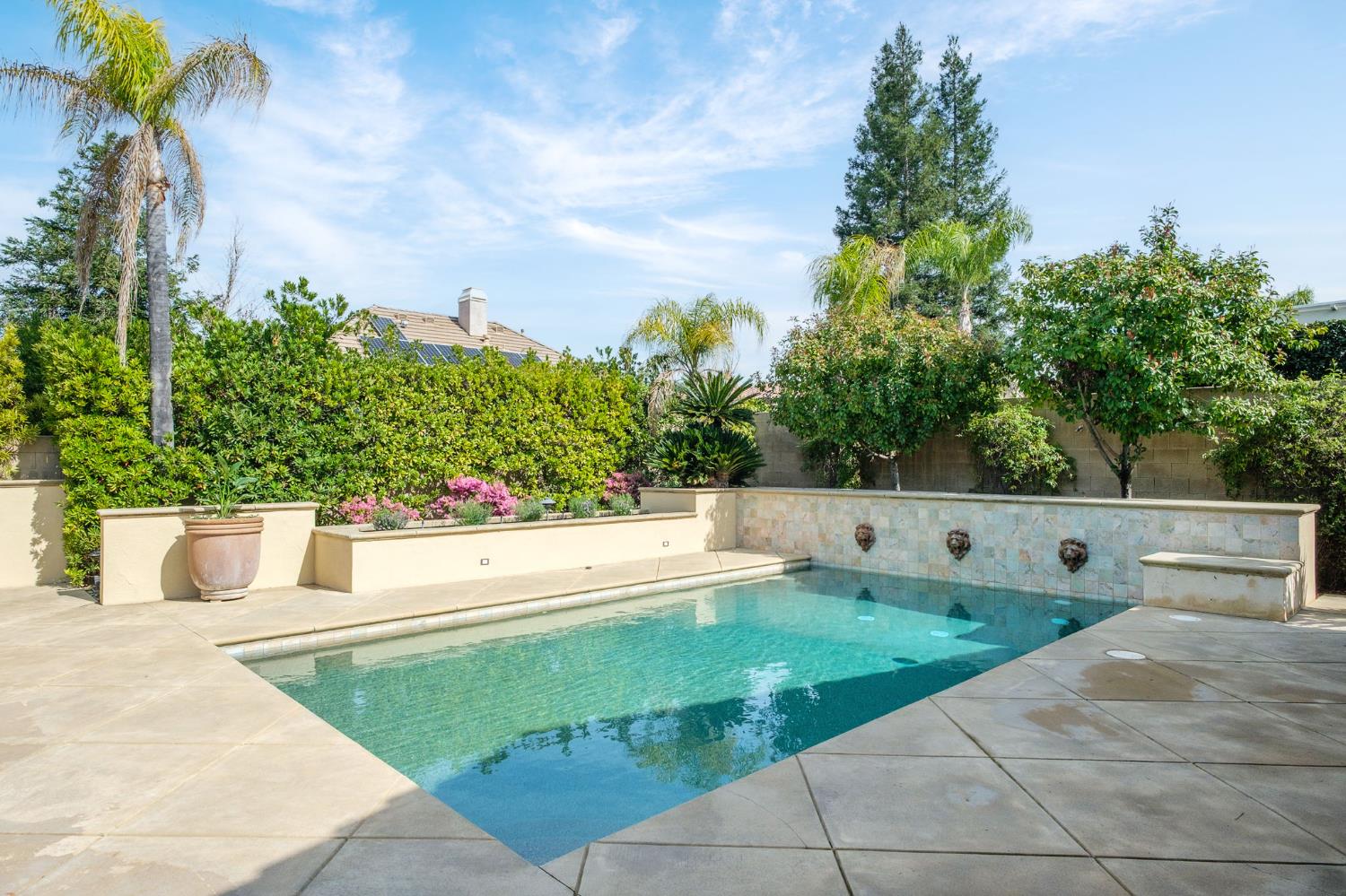 1368 E Waldon Way, Fresno, CA 93730