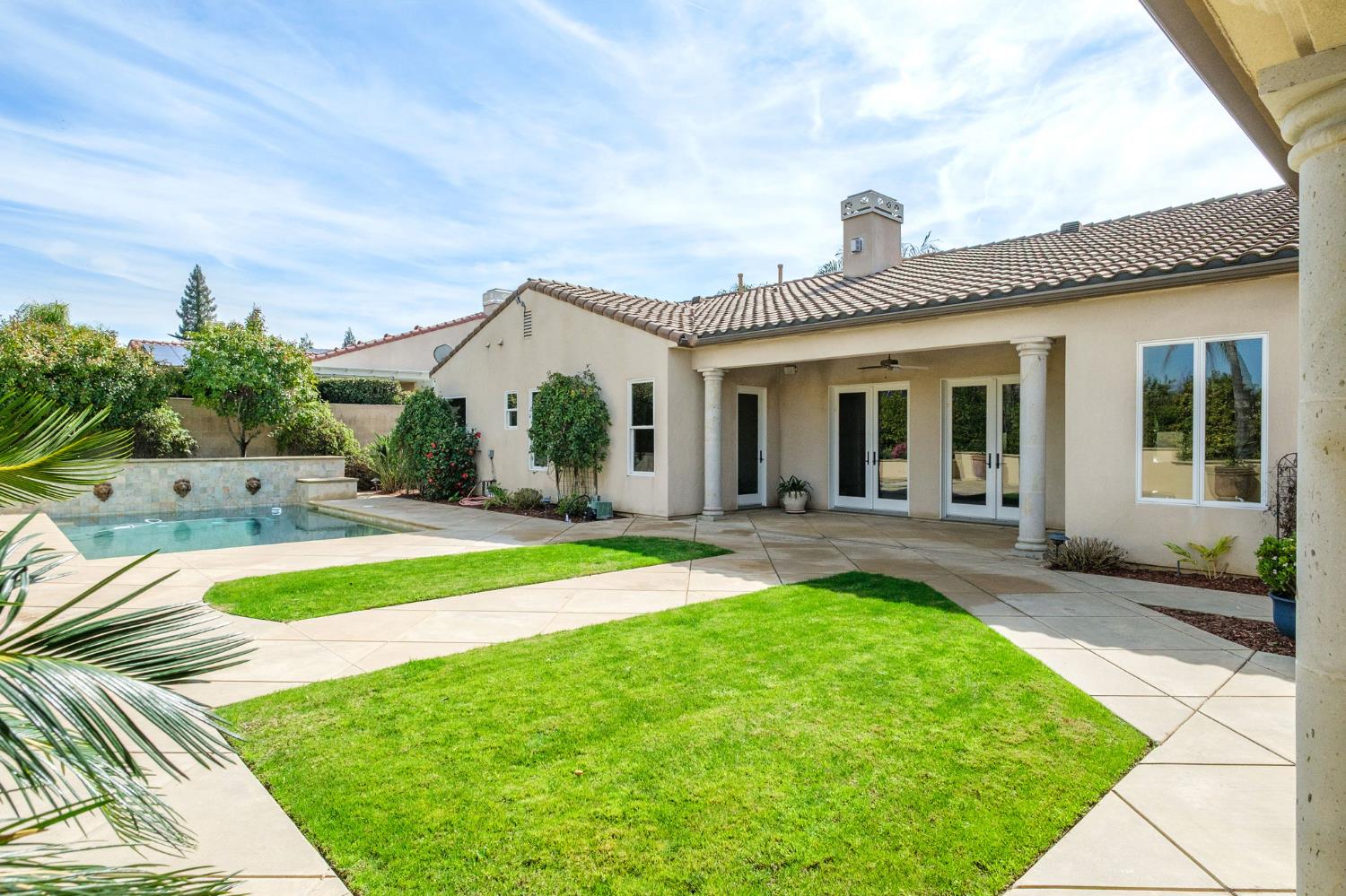 1368 E Waldon Way, Fresno, CA 93730