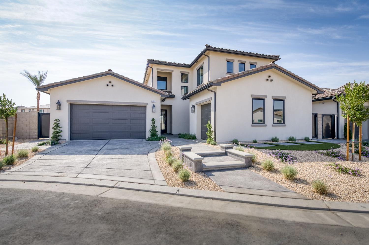 2873 E Beech Tree Dr, Fresno, CA 93730