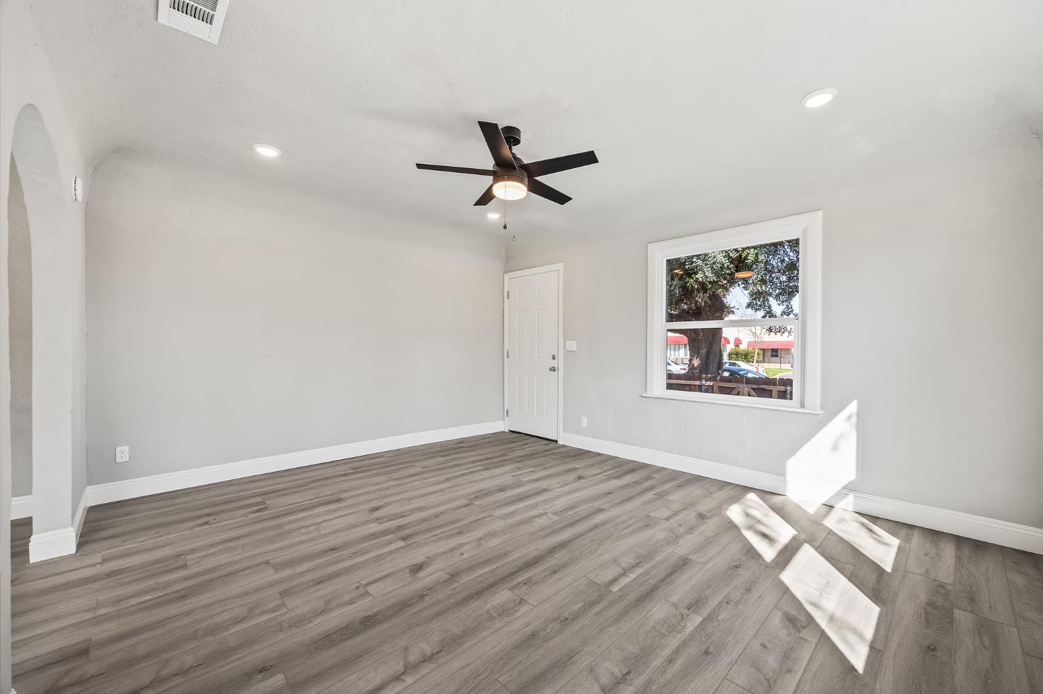 1133 A St, Fresno, CA 93706