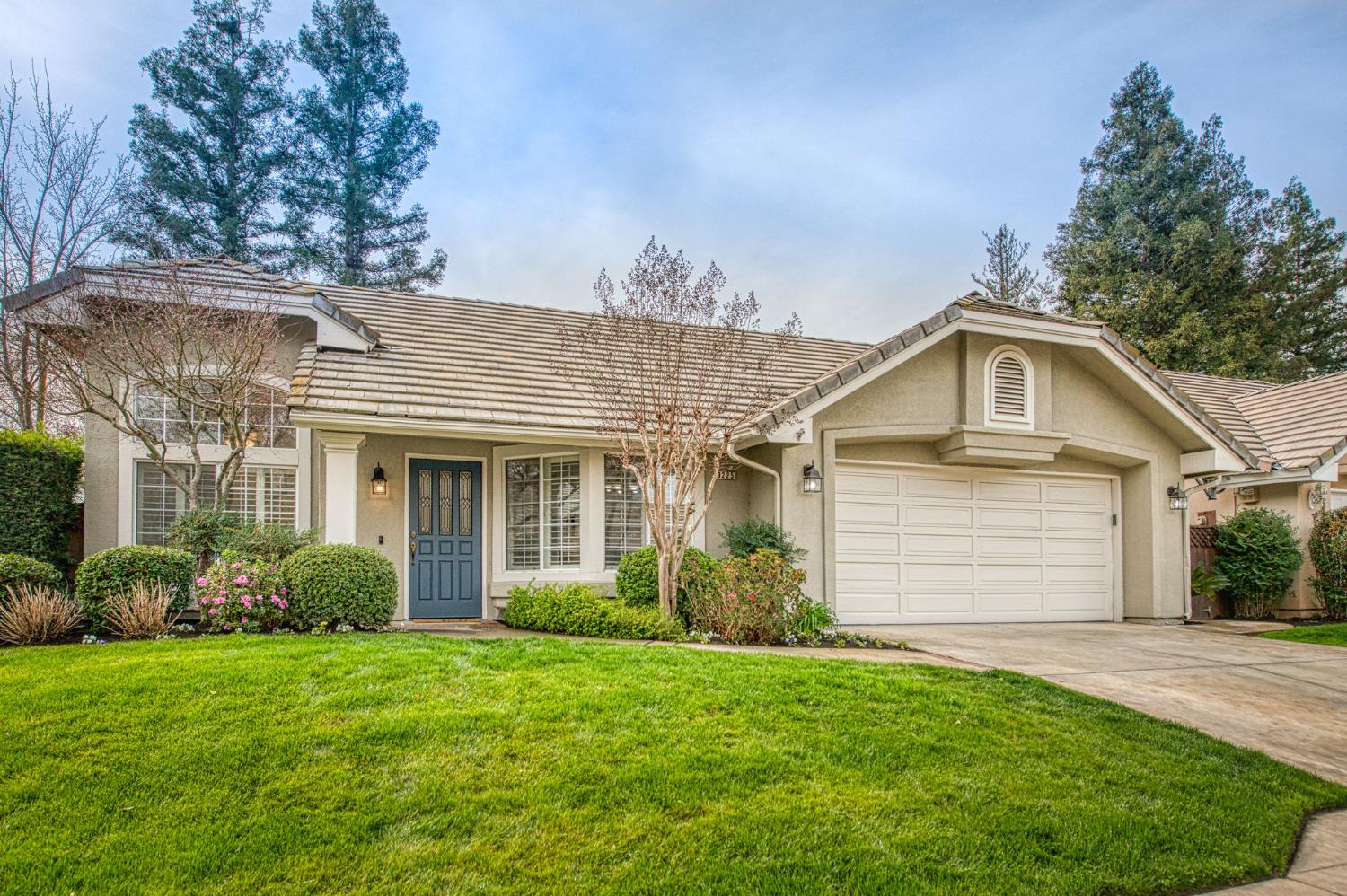 9225 N Bramwell St, Fresno, CA 93720