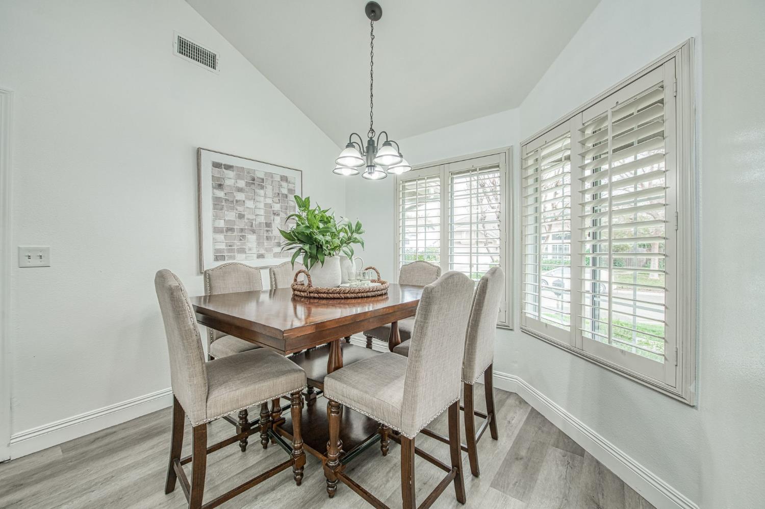 9225 N Bramwell St, Fresno, CA 93720