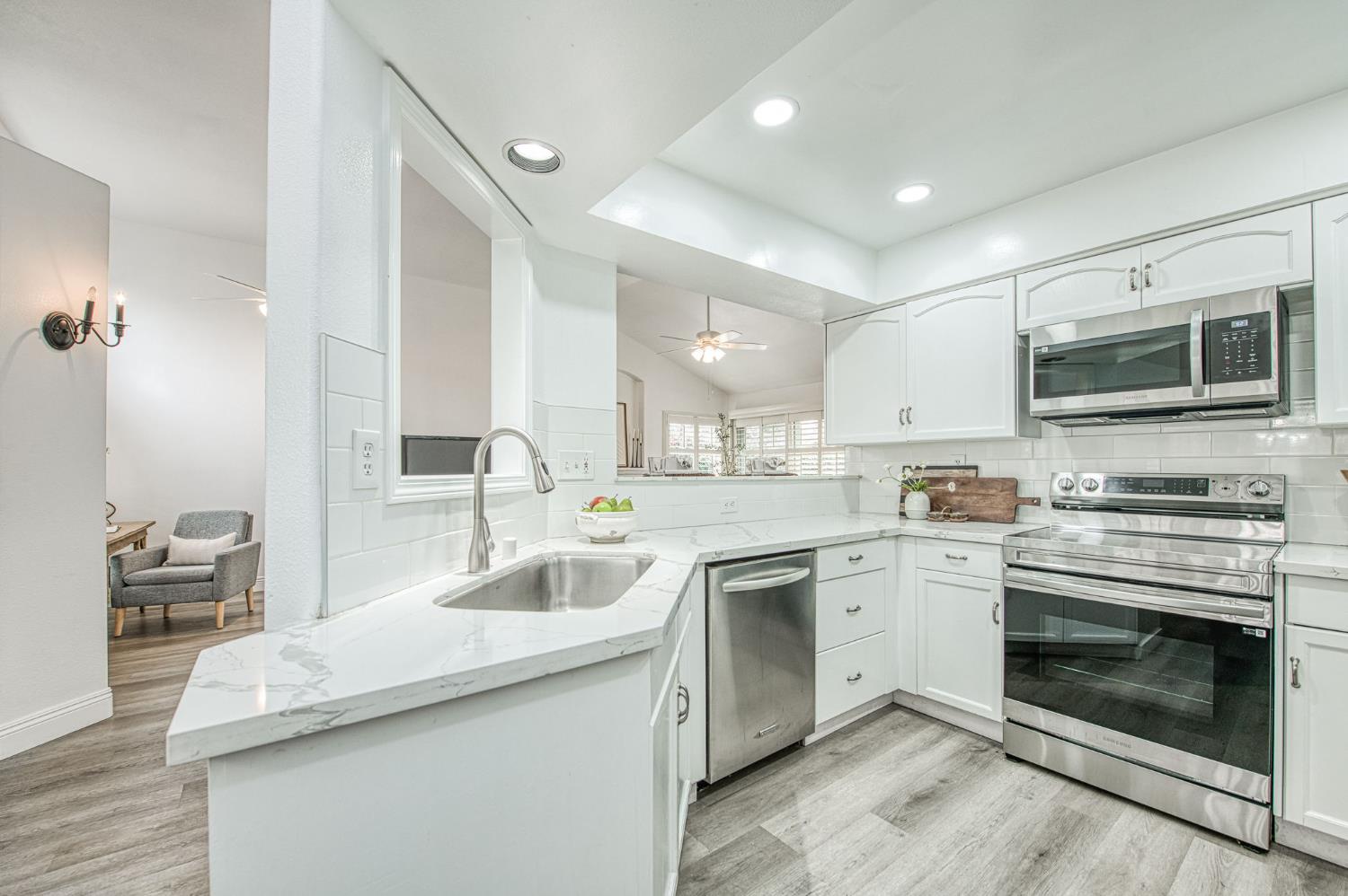 9225 N Bramwell St, Fresno, CA 93720