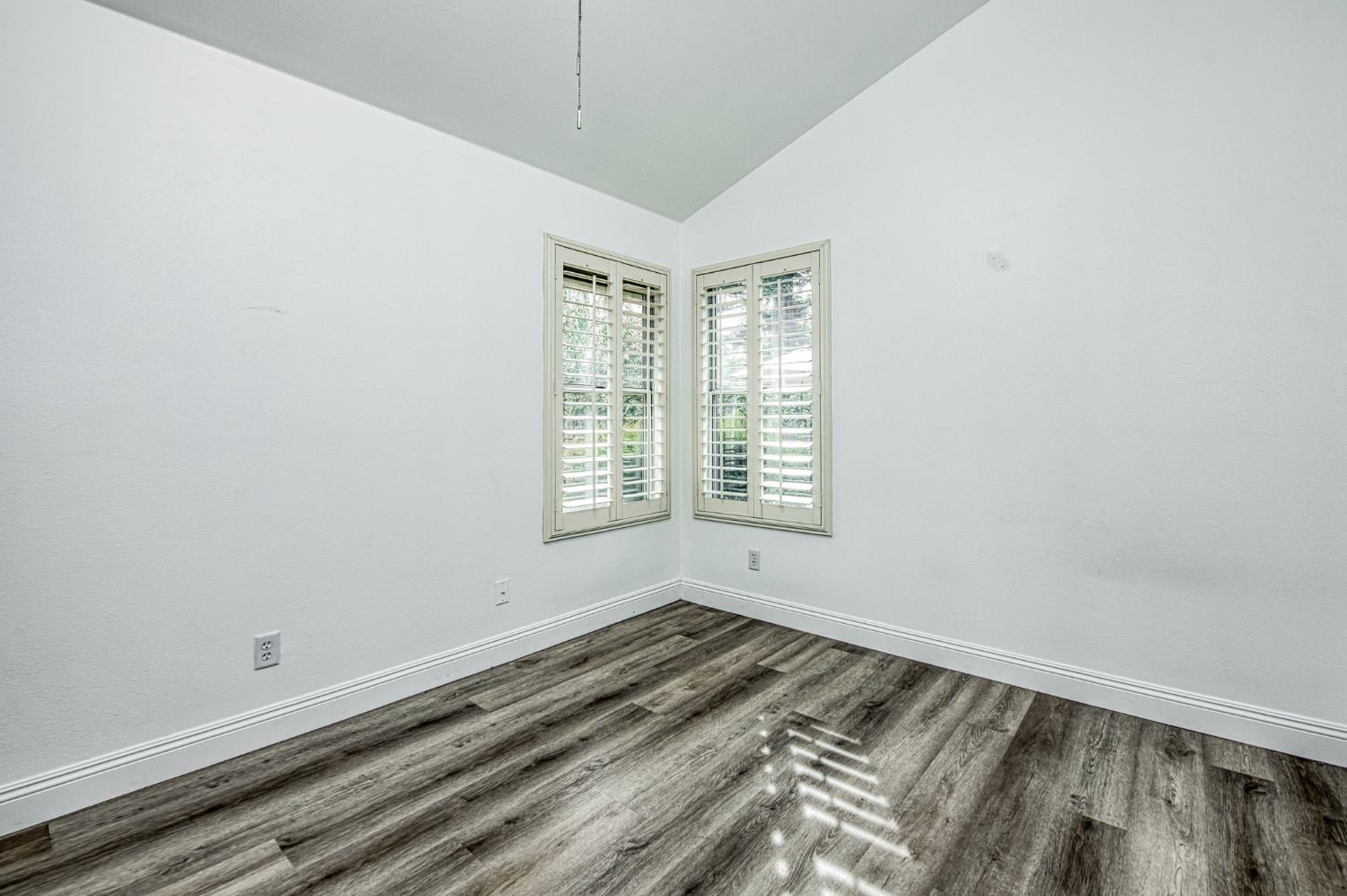 9225 N Bramwell St, Fresno, CA 93720