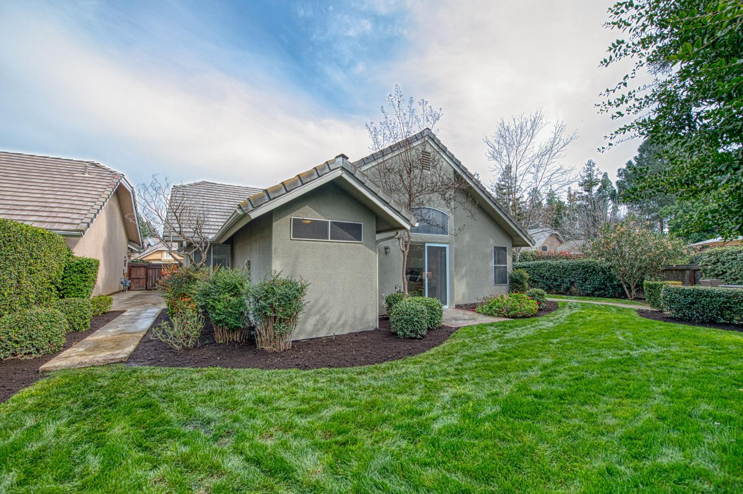 9225 N Bramwell St, Fresno, CA 93720