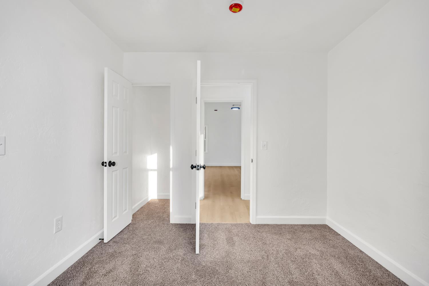 1491 N Farris Ave, Fresno, CA 93728