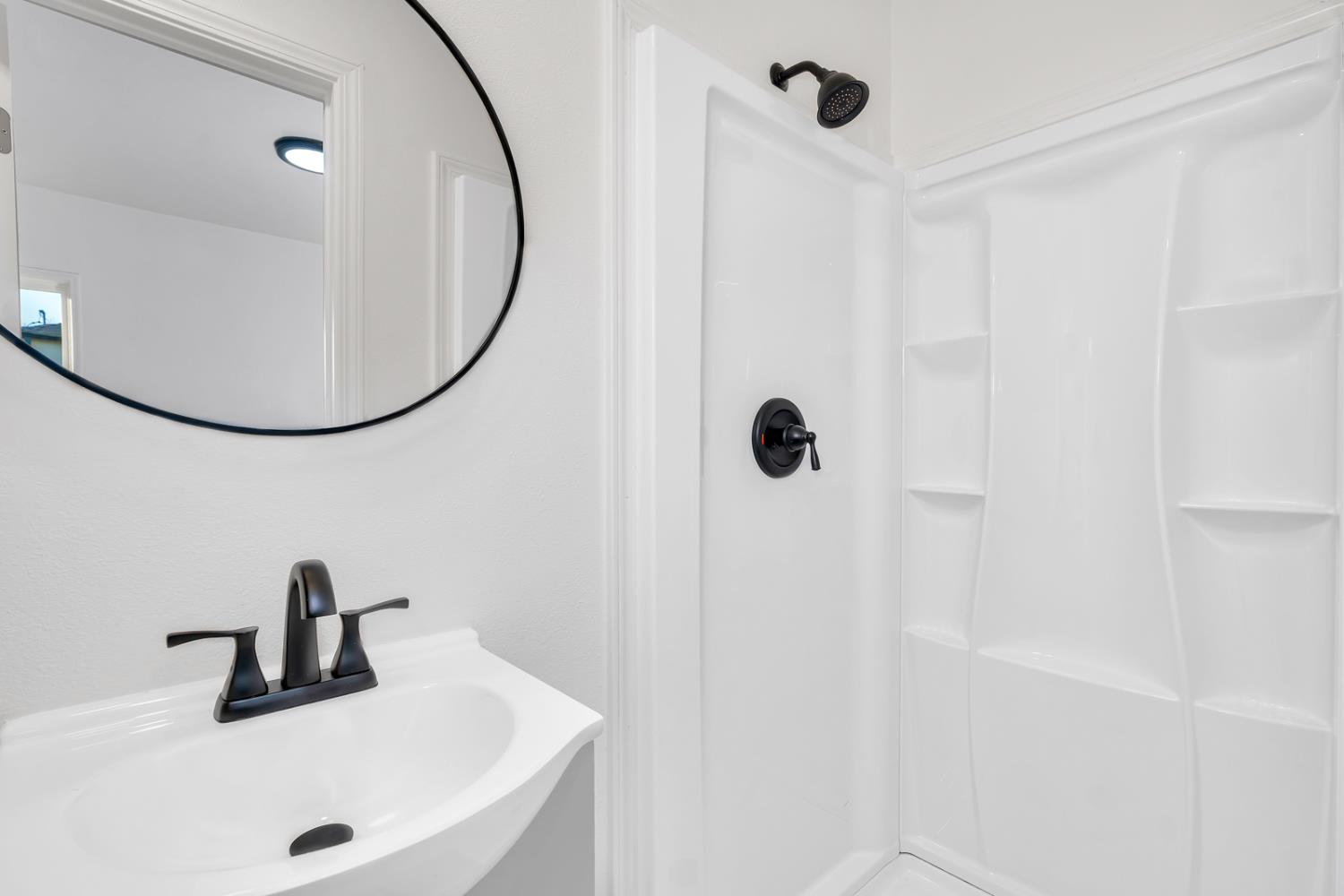 1491 N Farris Ave, Fresno, CA 93728