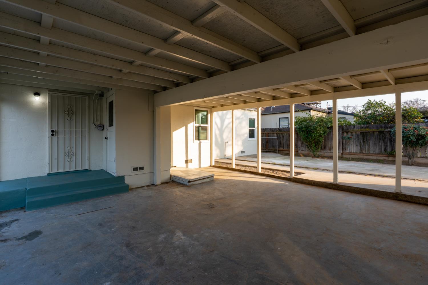 1491 N Farris Ave, Fresno, CA 93728