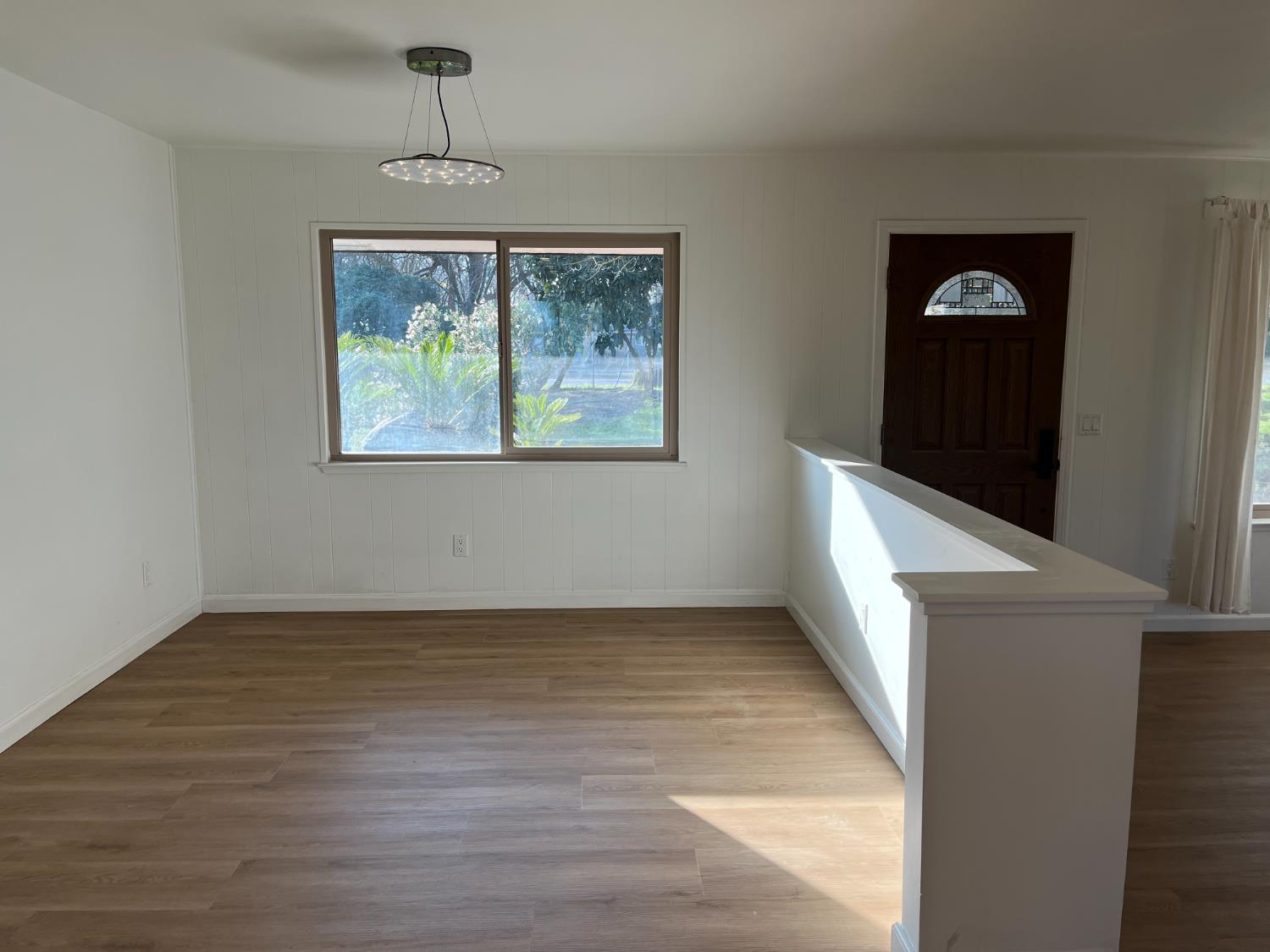 1652 N Cornelia, Fresno, CA 93722