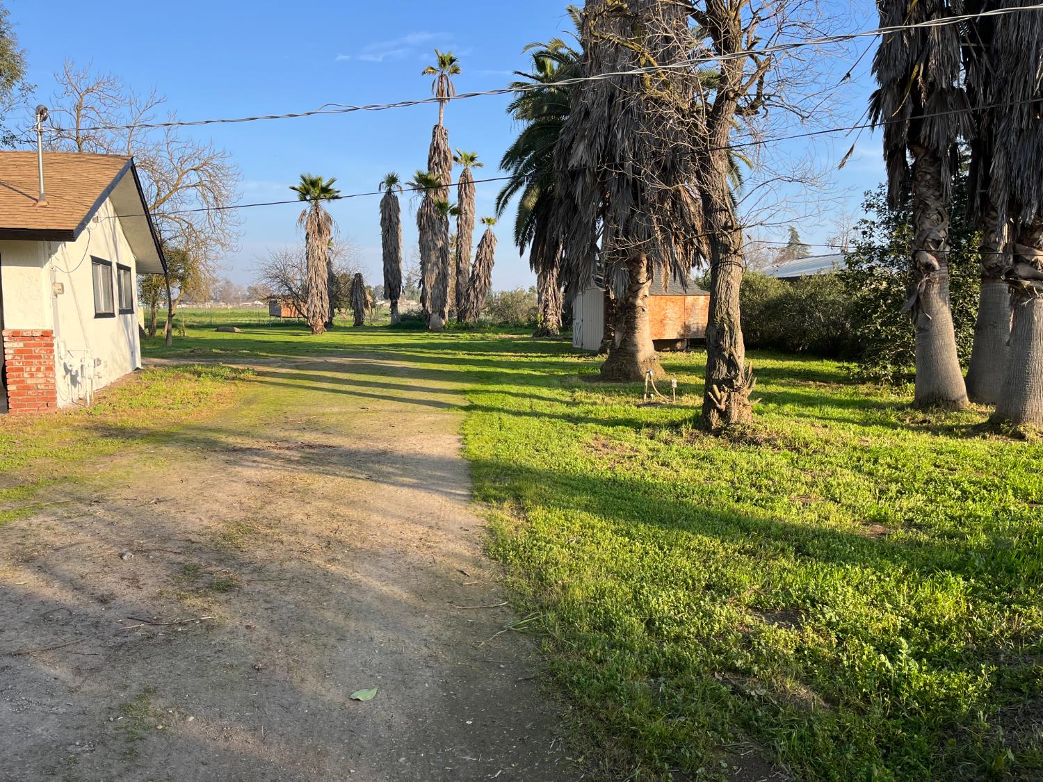 1652 N Cornelia, Fresno, CA 93722