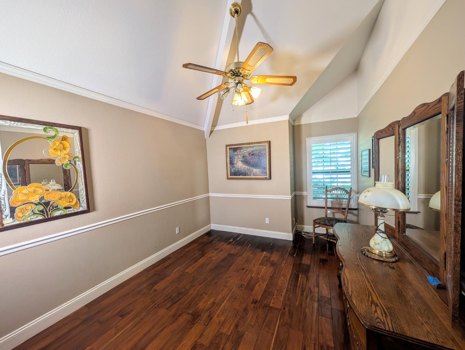 8448 N Bond St, Fresno, CA 93720